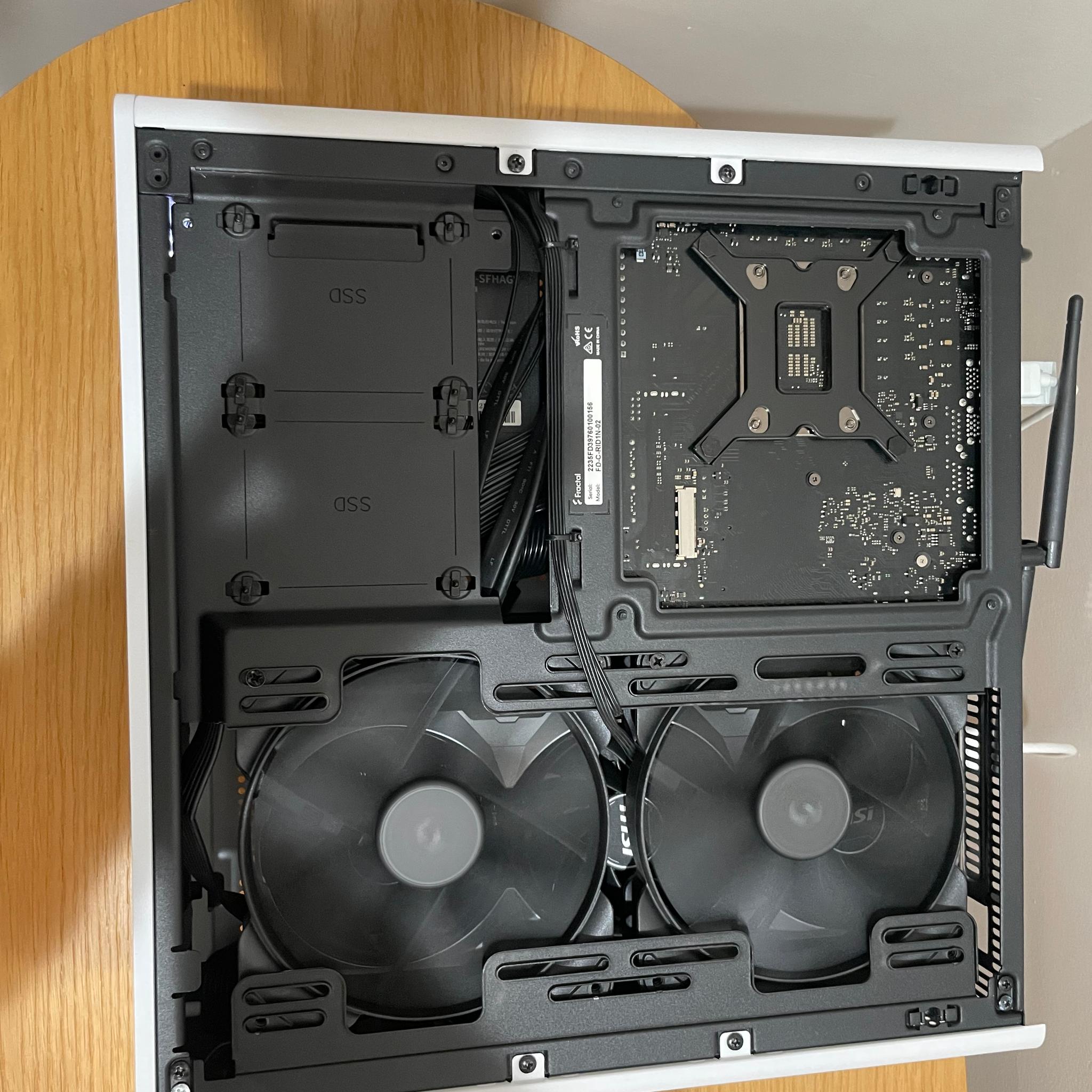 Fractal Ridge 4070ti