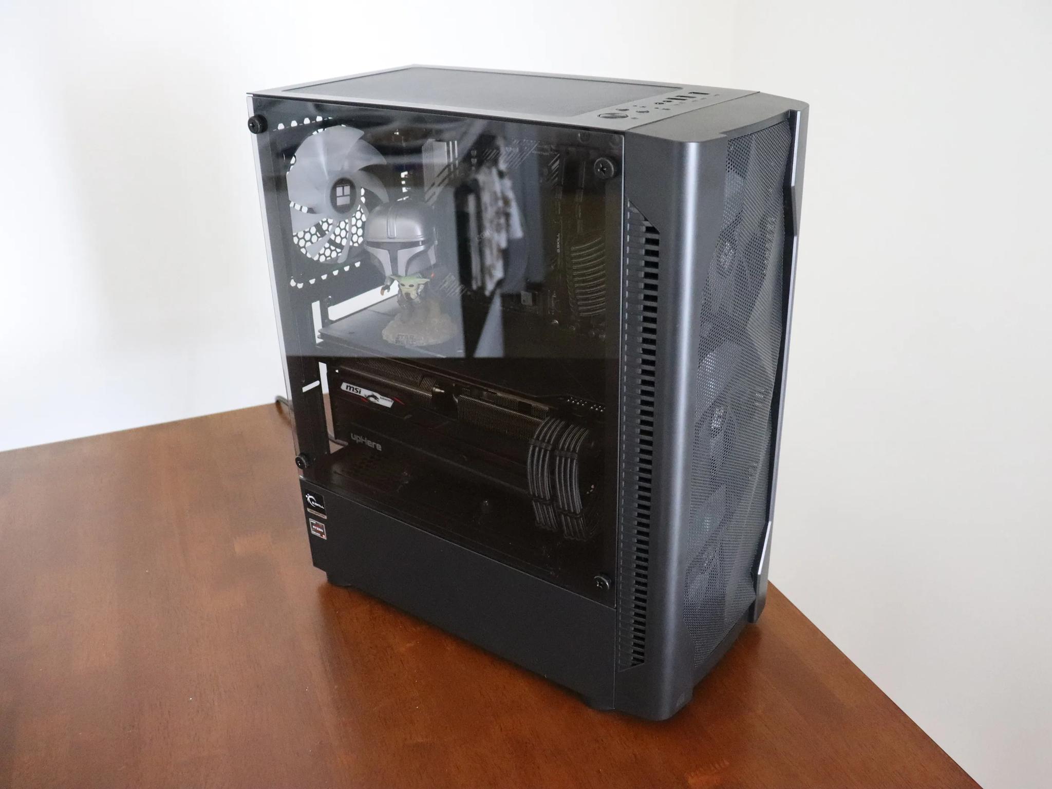 💫 The Mandalorian 💫 Ryzen 5 4500 - Radeon RX 5700 - 16 GB RAM - 500 GB SSD