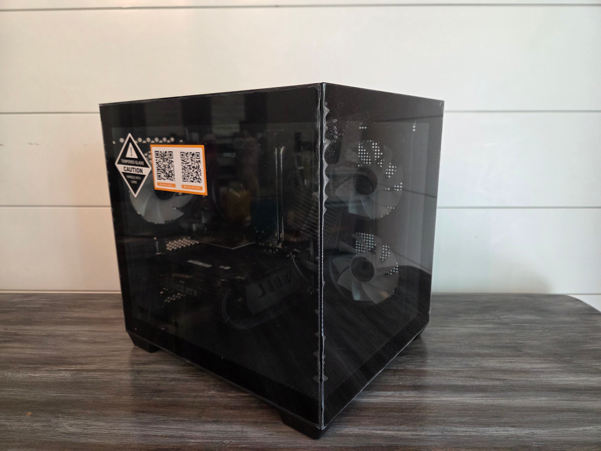 Small black gaming PC | RTX 4060 | RYZEN 5 3600 | 16GB RAM | 512GB SSD