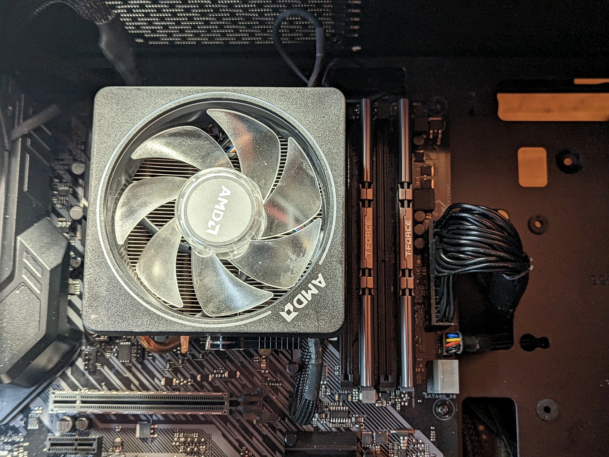 Asus tuf b450 plus 2