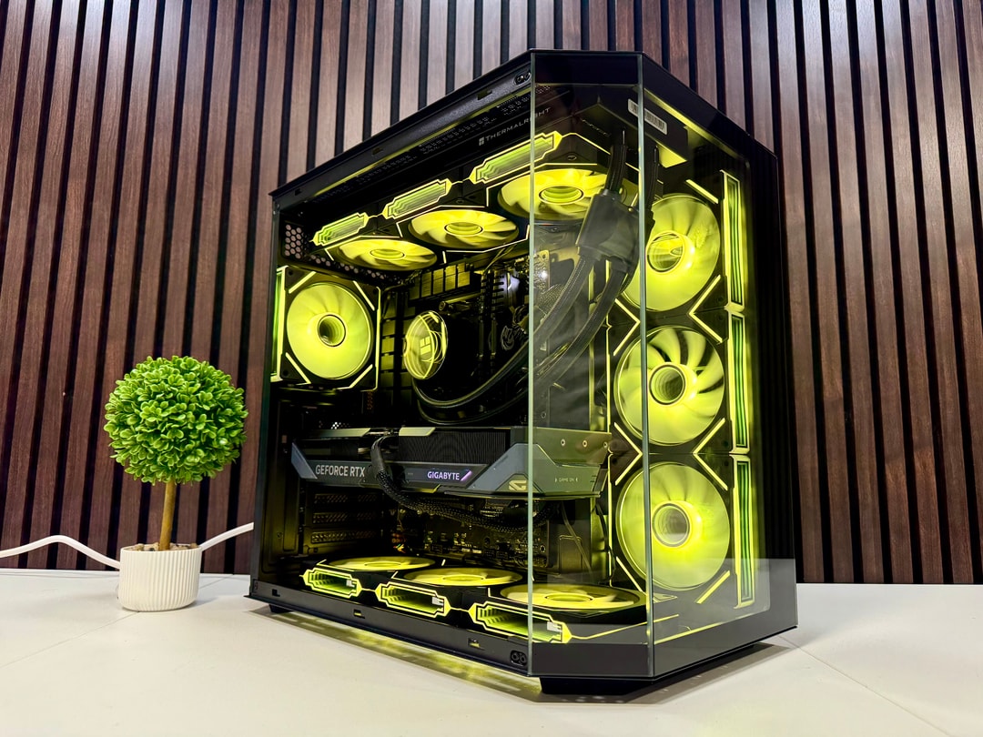 RX 9070XT | Ryzen 9 7900X | 32GB DDR5 | 2TB M.2 | 750W Gold PSU