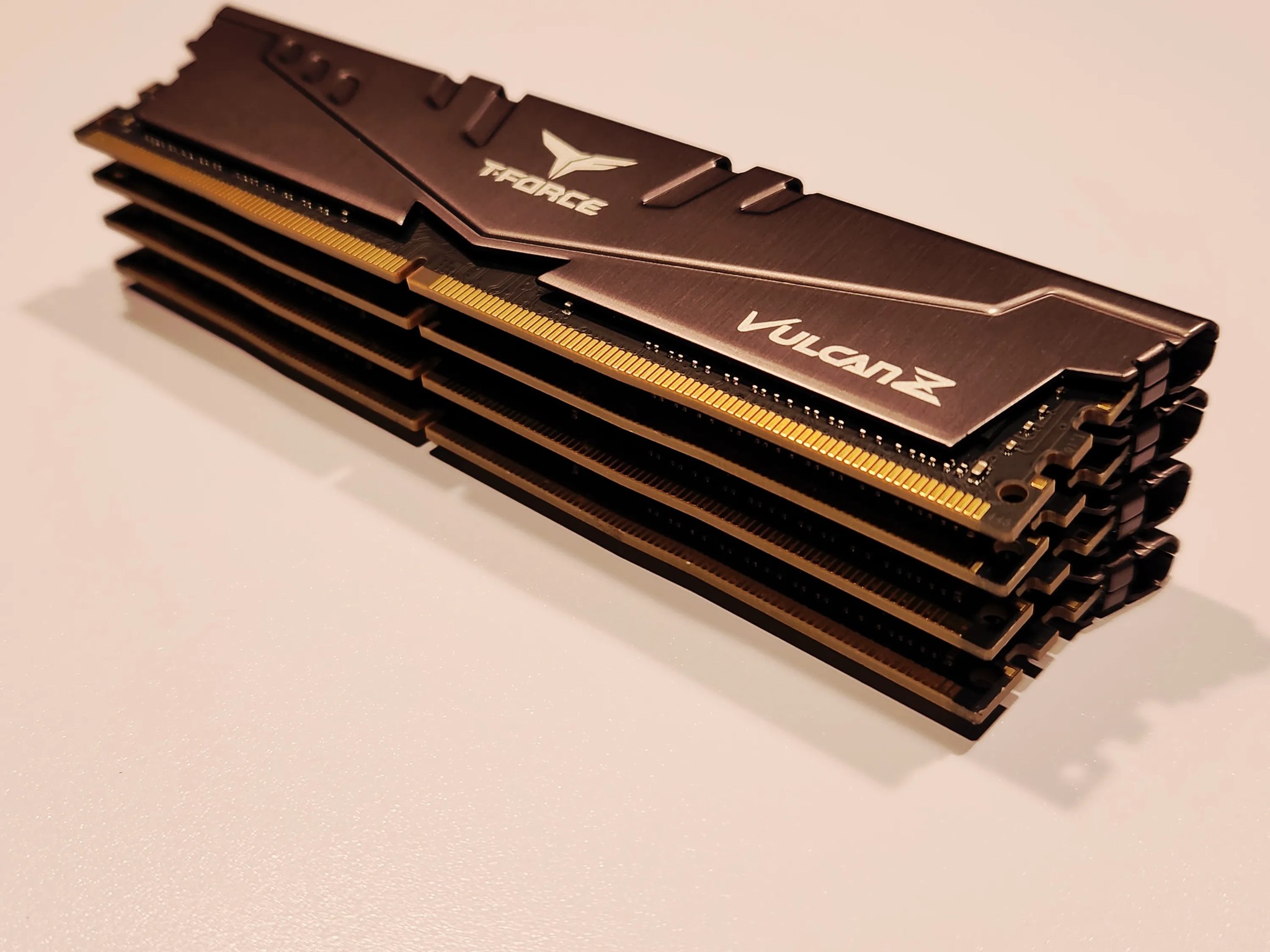 128GB DDR4 RAM KIT | 4 x 32GB STICKS | 3600MT/s | TEAMGROUP T-Force Vulcan | Great Condition !!!