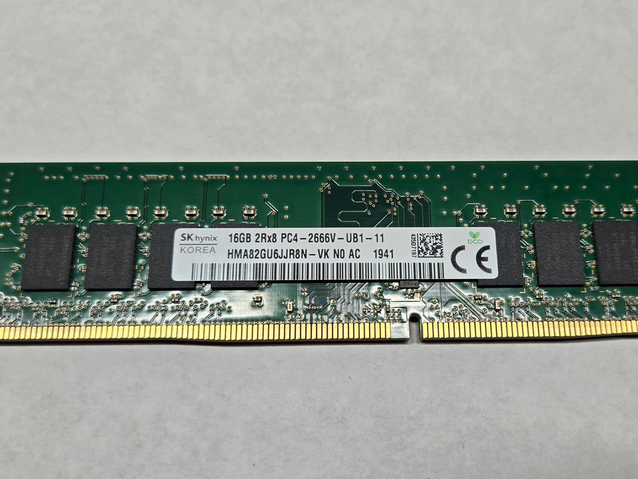 SK Hynix 16GB DDR4 2666MHz Desktop RAM (HMA82GU6JJR8N-VK)