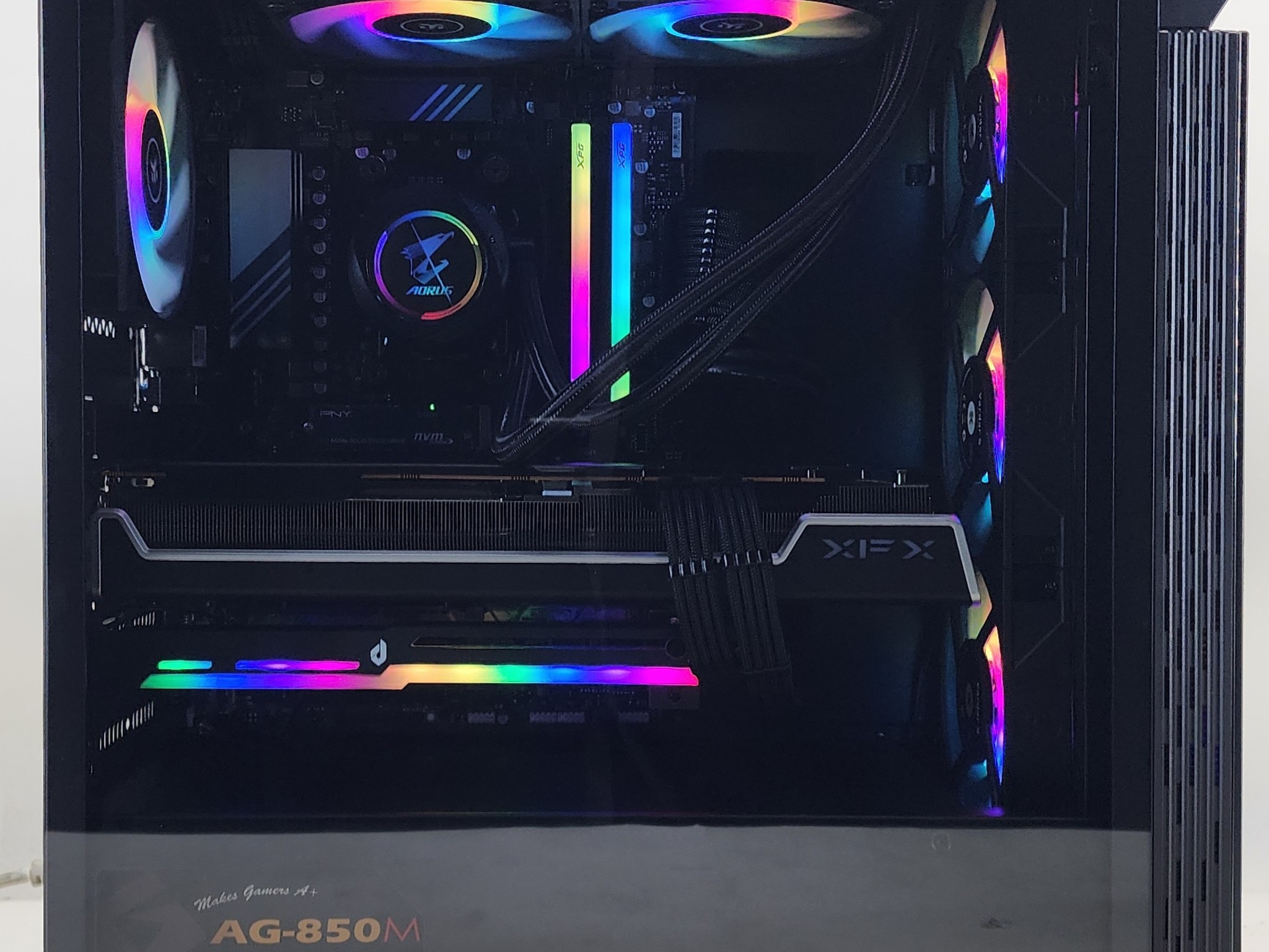 Gaming PC Ryzen 7 9700X 32GB RAM 2TB SSD RX 7900 XT 20GB Windows 11 Computer