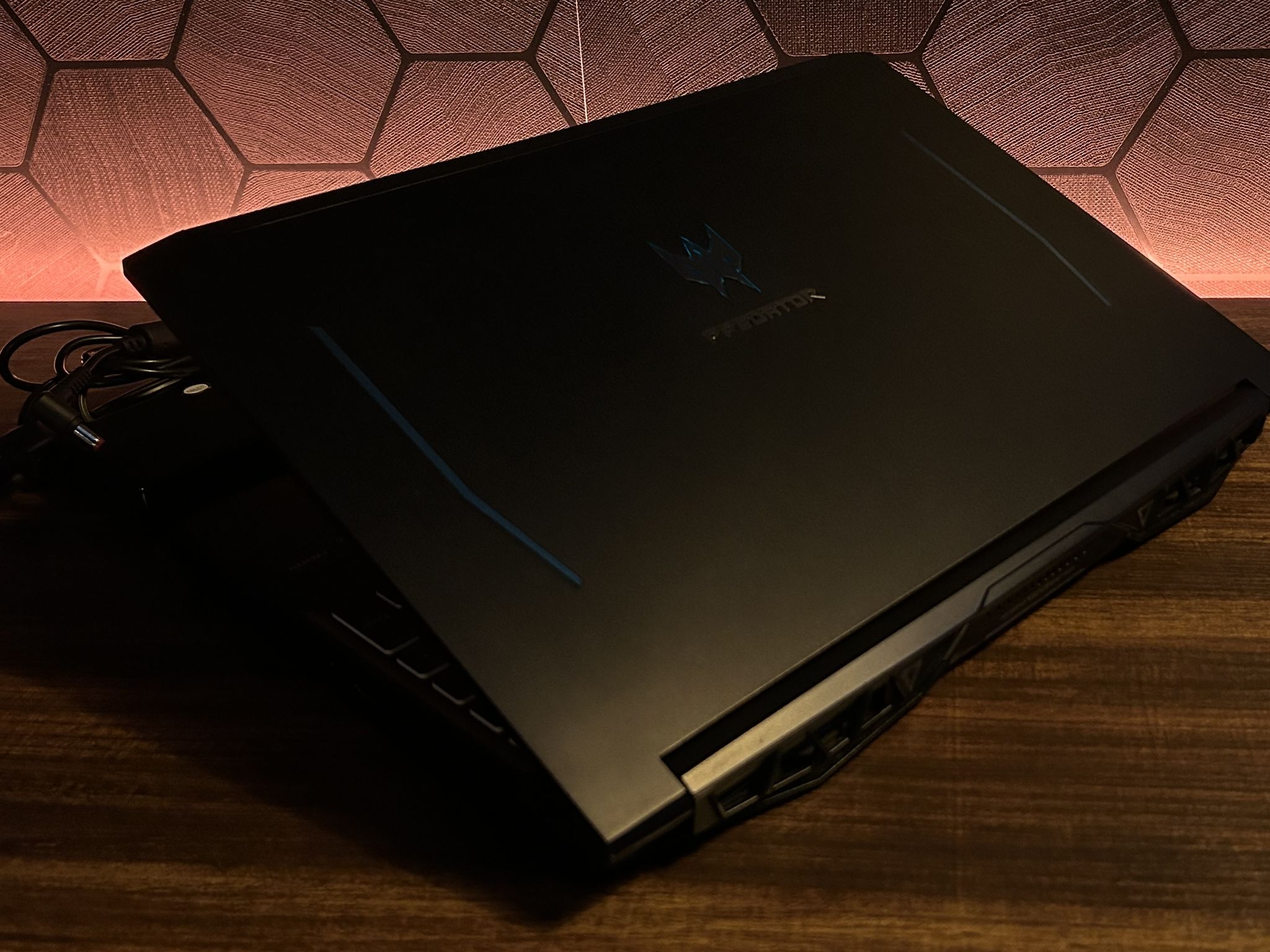 👾Acer Predator👾 Helios 300 Gaming Laptop / Intel i7 9750H / GTX 1660ti / 24GB RAM / 256GB NVME SSD