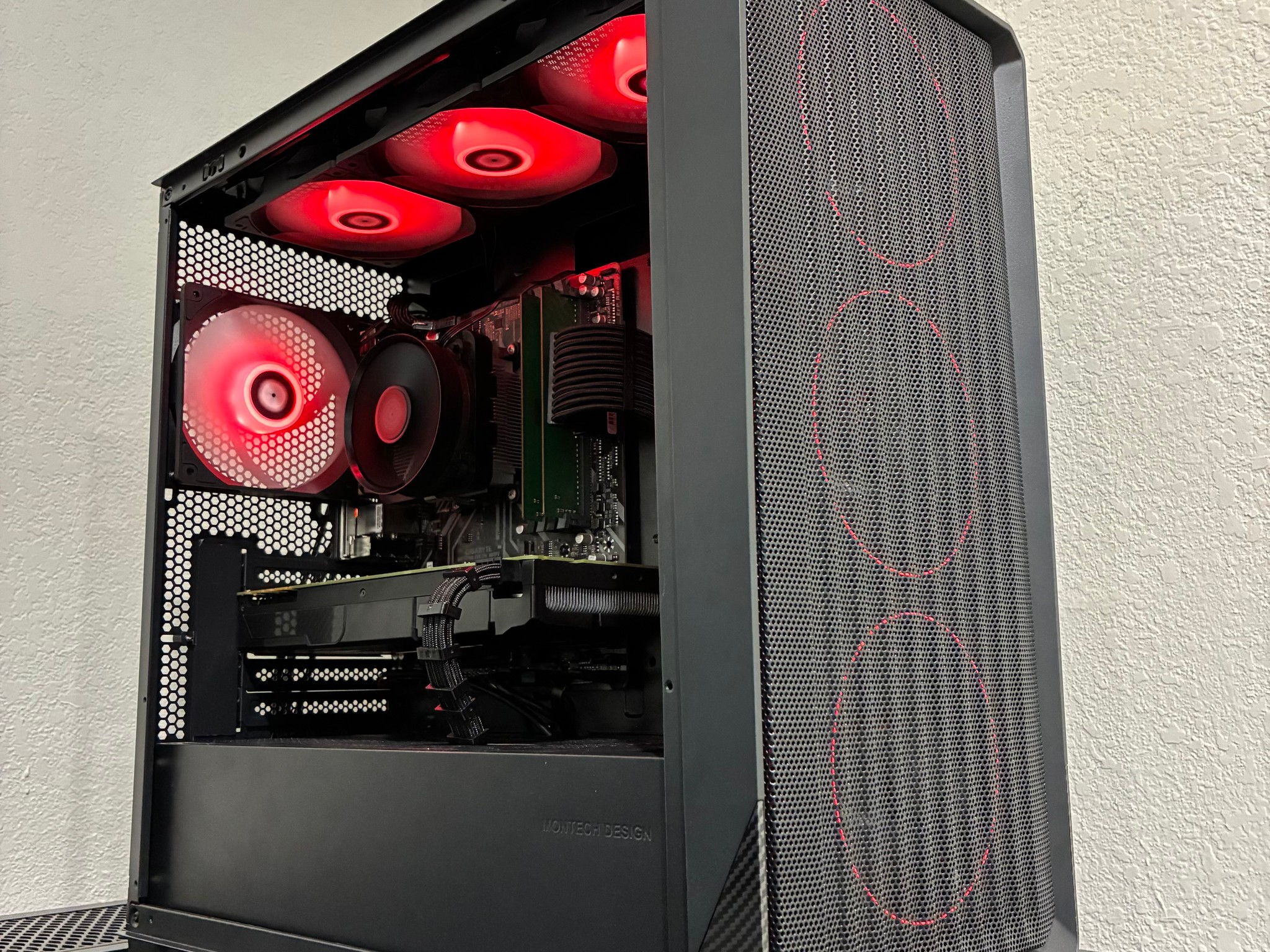 Budget 1080p Gaming PC - GTX 1070 | Ryzen 5 3600