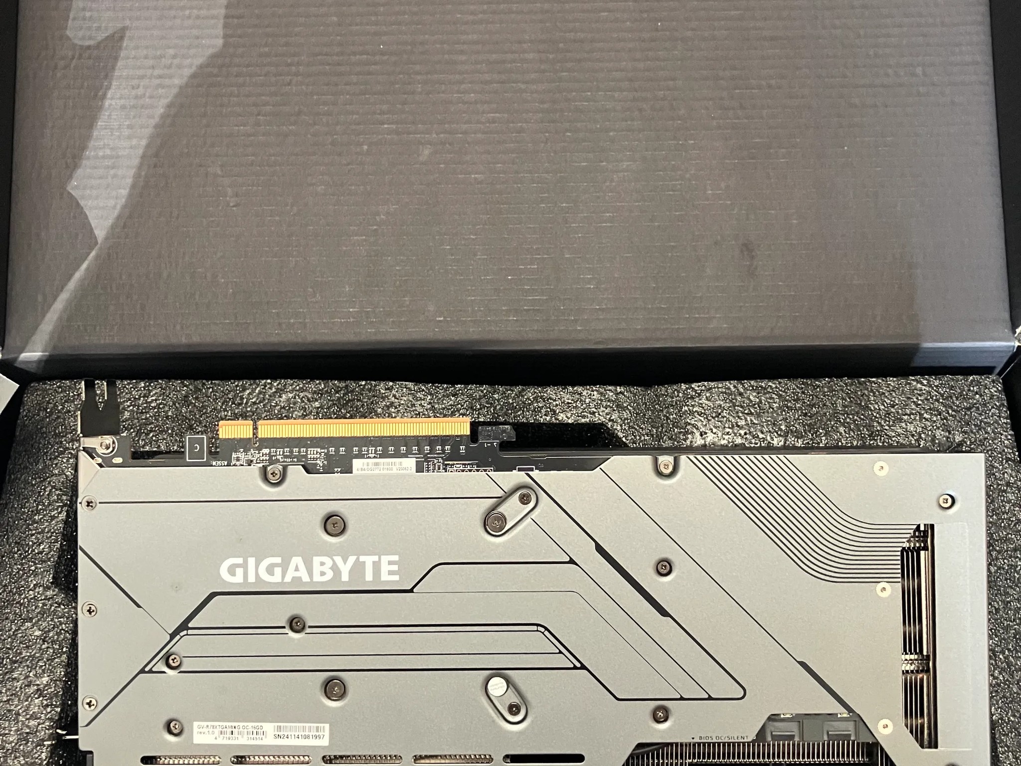 Radeon 7800xt Gigabyte Gaming OC 16GB