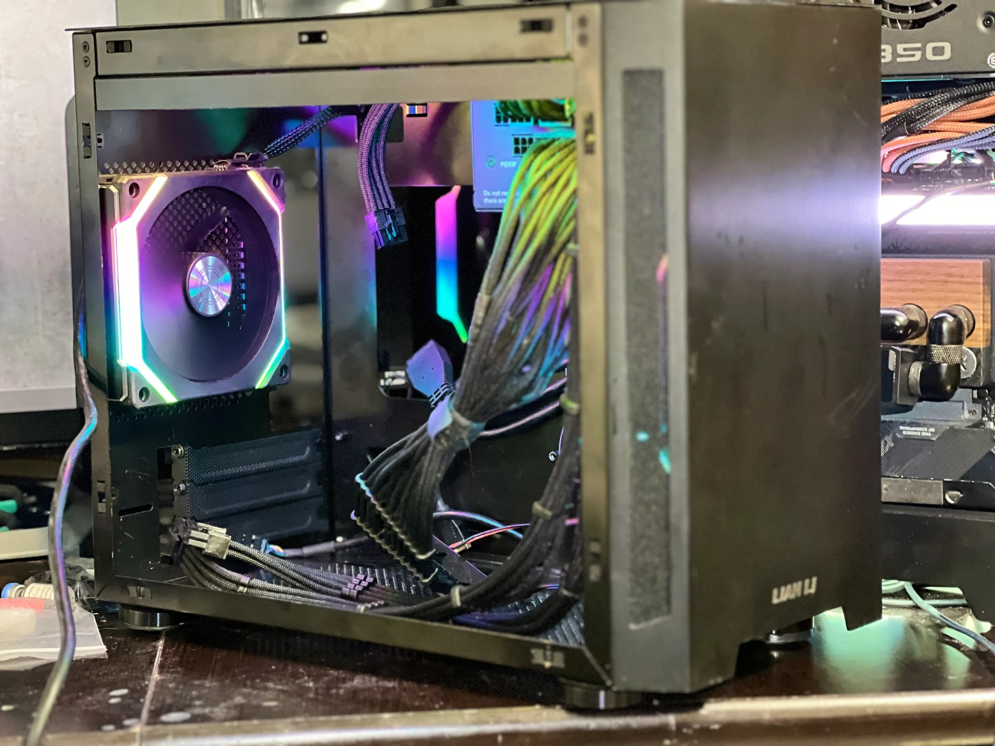 Lian Li TU-150W Black Mini-ITX Case w/ SL120 V2 fans and EVGA 650W PSU