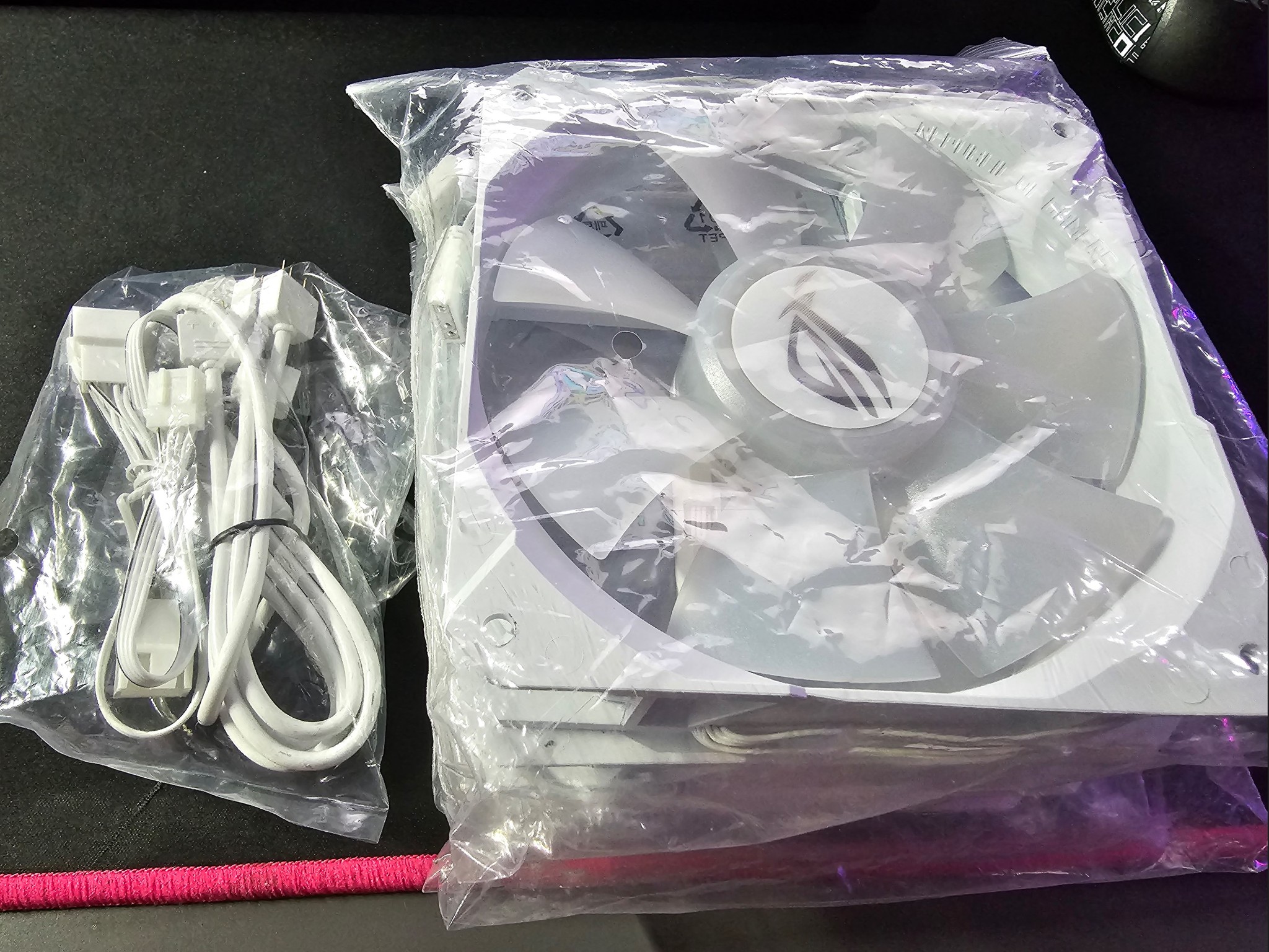 ASUS ROG RYUO Model 12 ARGB 120mm PC Case Fan White Set of 3x Fans