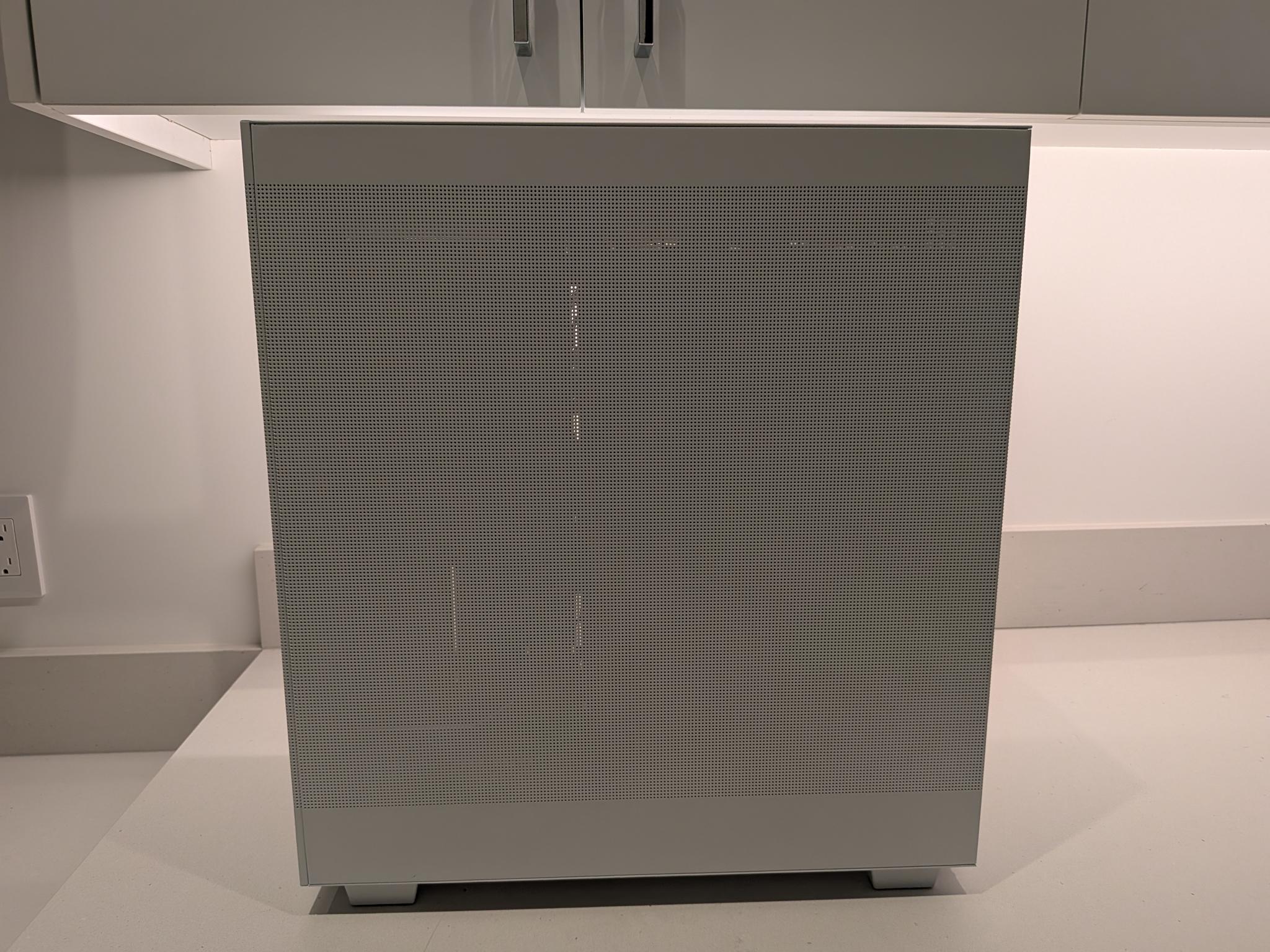 4K Ice Machine - RX 9070 XT, Ryzen 7 7800X3D, 64 GB DDR5, 4 TB Gen 4 NVME, Liquid Cooled, RGB