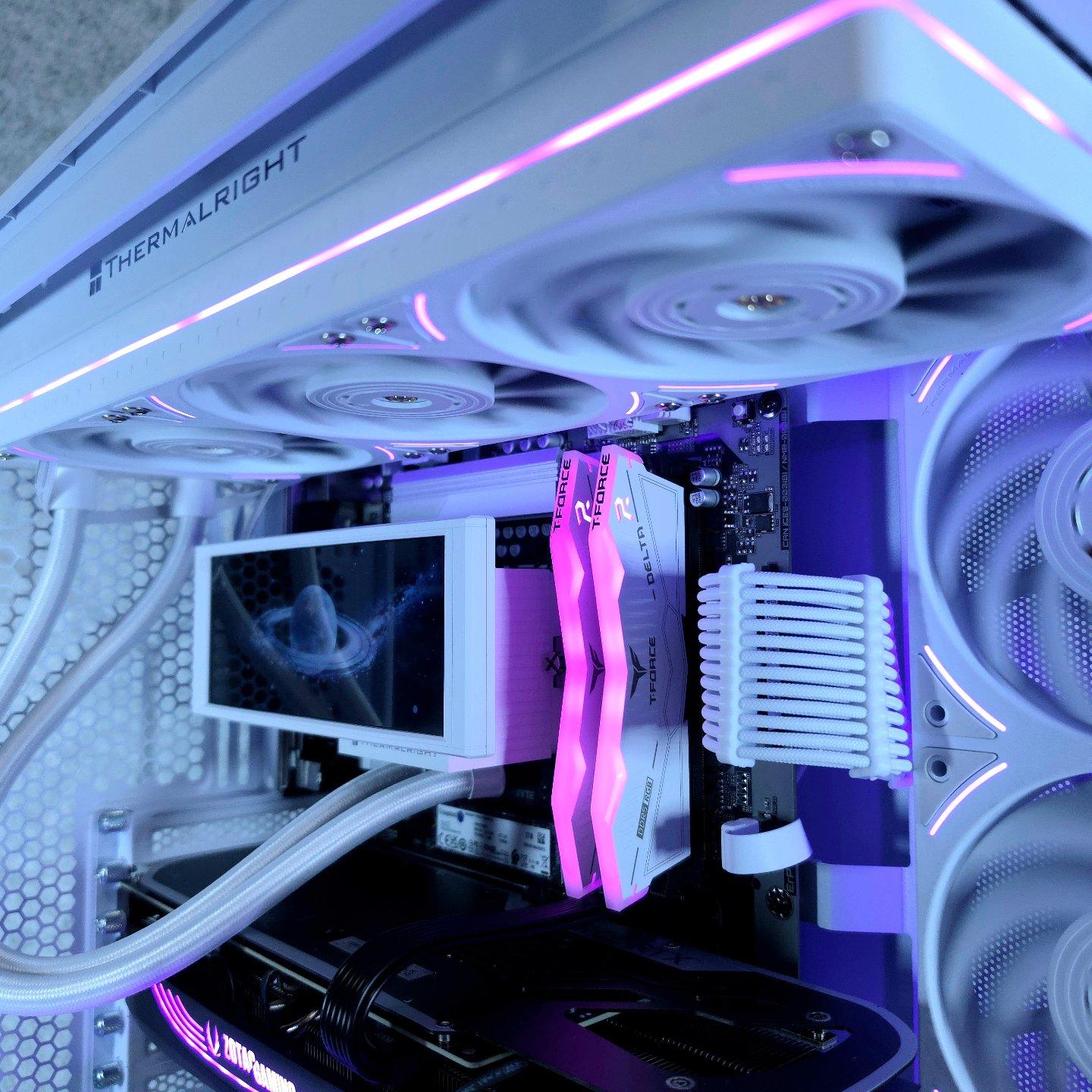 Zotac RTX 4070Ti Super 🤍 Core Ultra 7 265F