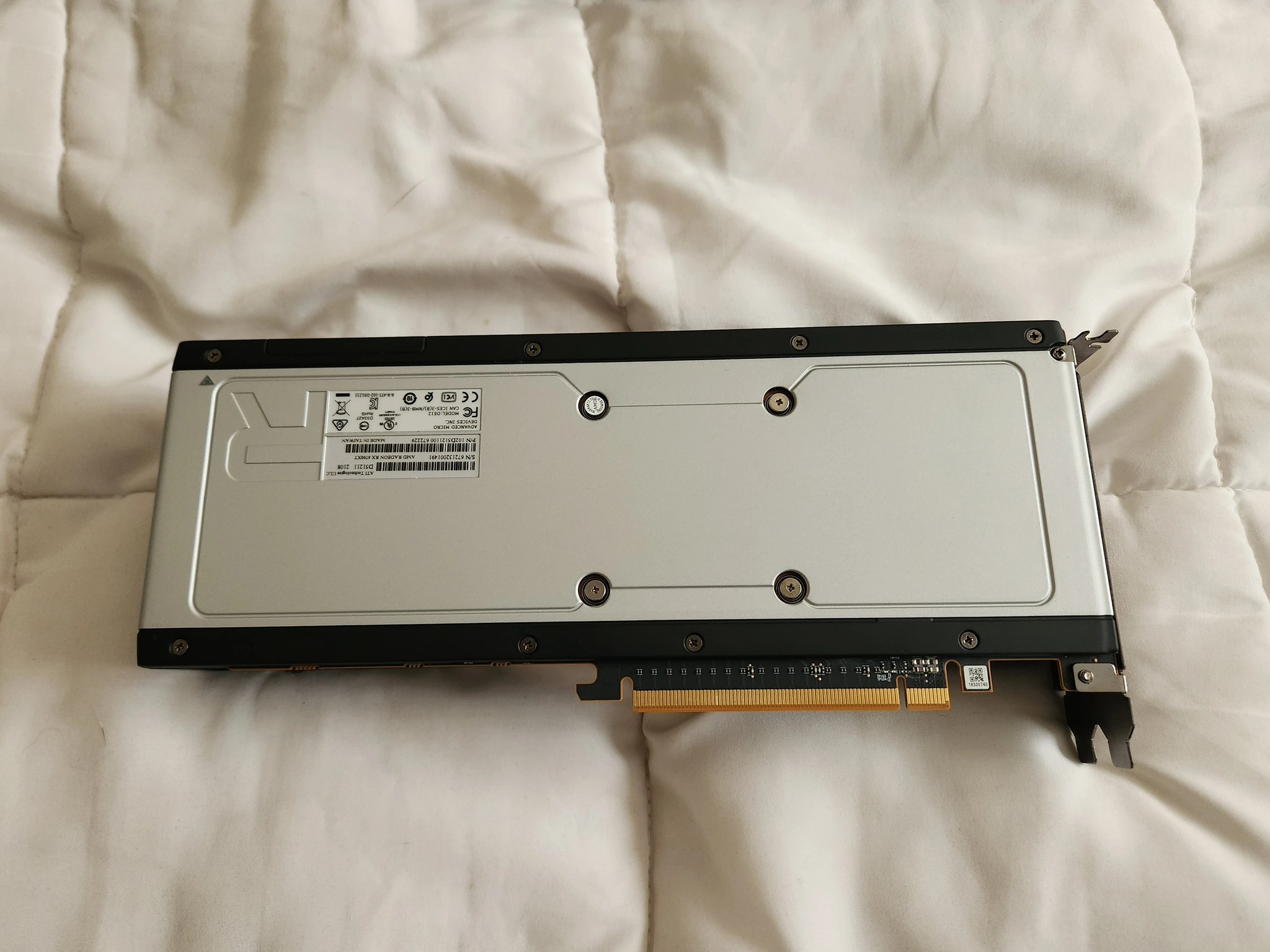 AMD Reference RX 6700XT