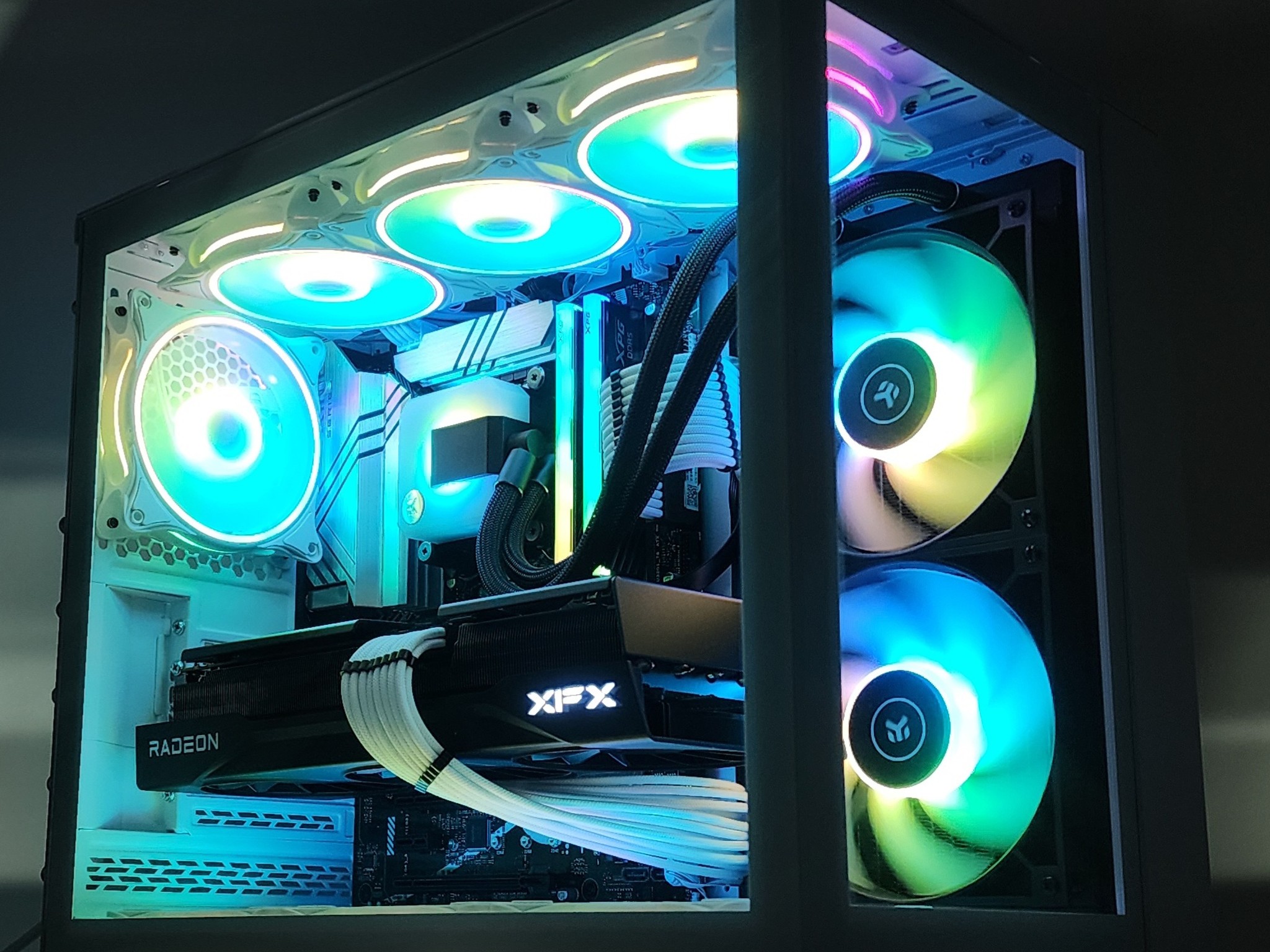Gaming PC i9-14900KF 32GB RAM 1TB SSD RX 9070 XT 16GB Windows 11 Computer