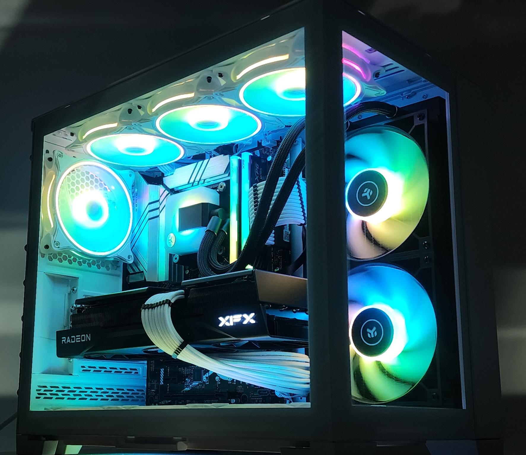 Gaming PC i9-14900KF 32GB RAM 1TB SSD RX 9070 XT 16GB Windows 11 Computer