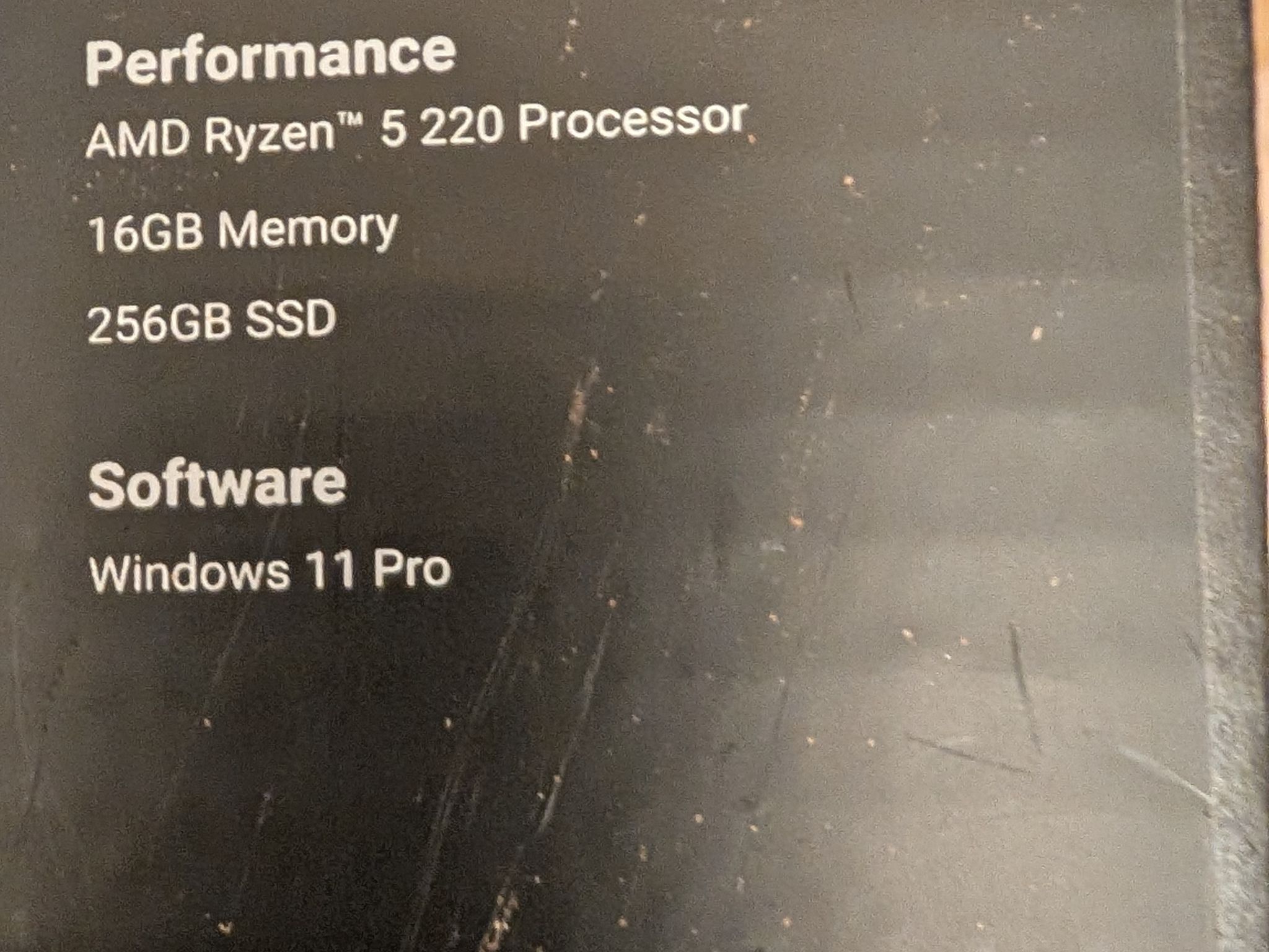 BNIB Dell Pro 16 Laptop Model: PC16255 AMD Ryzen™ 5 220 Processor with AMD Radeon™ 740M graphics