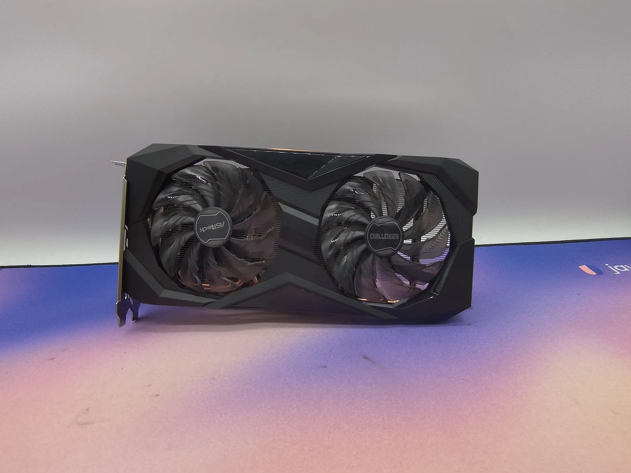 ASRock Challenger RX 6600XT **Damaged Cooler**