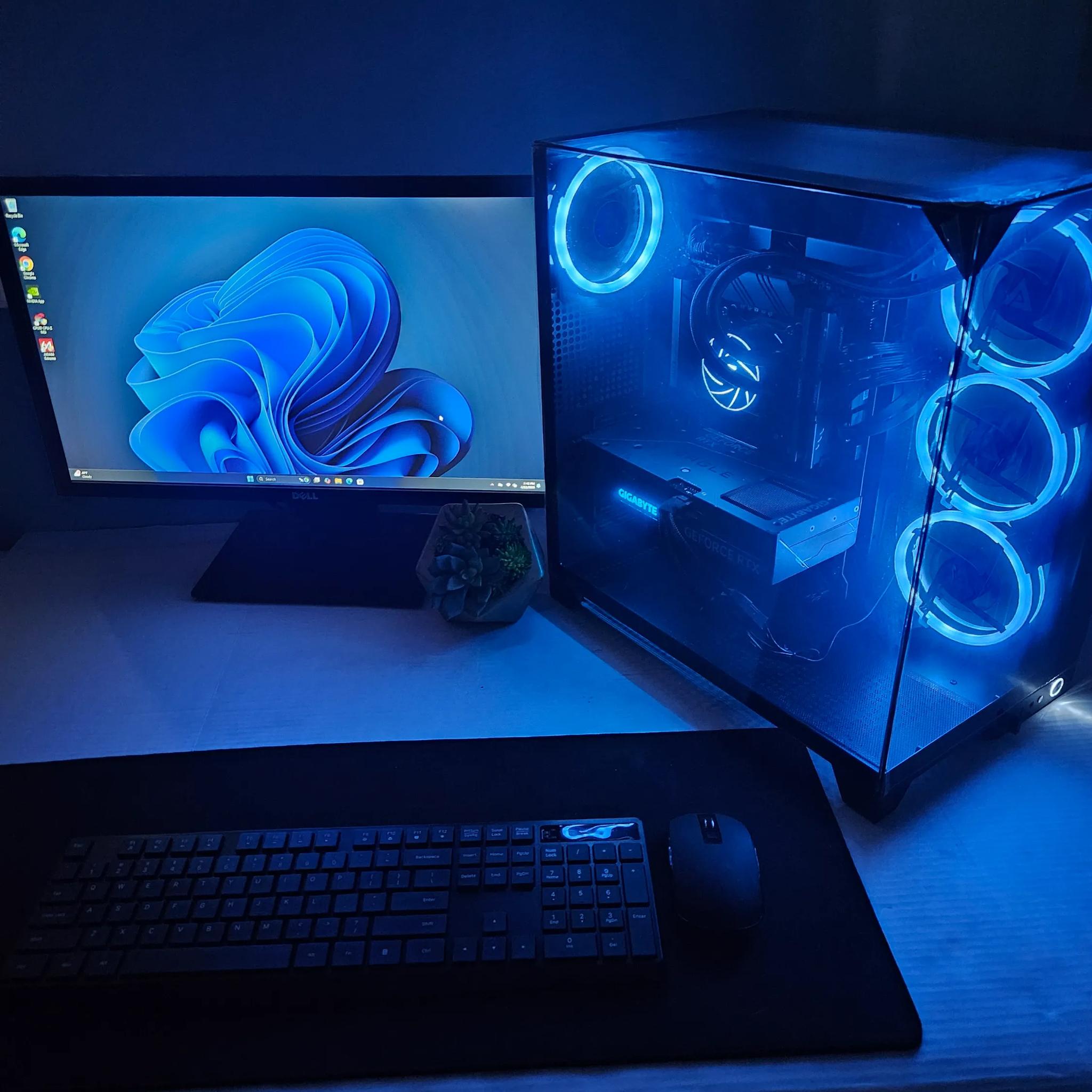 Frostbyte - 4070 Super - I7 12th Gen