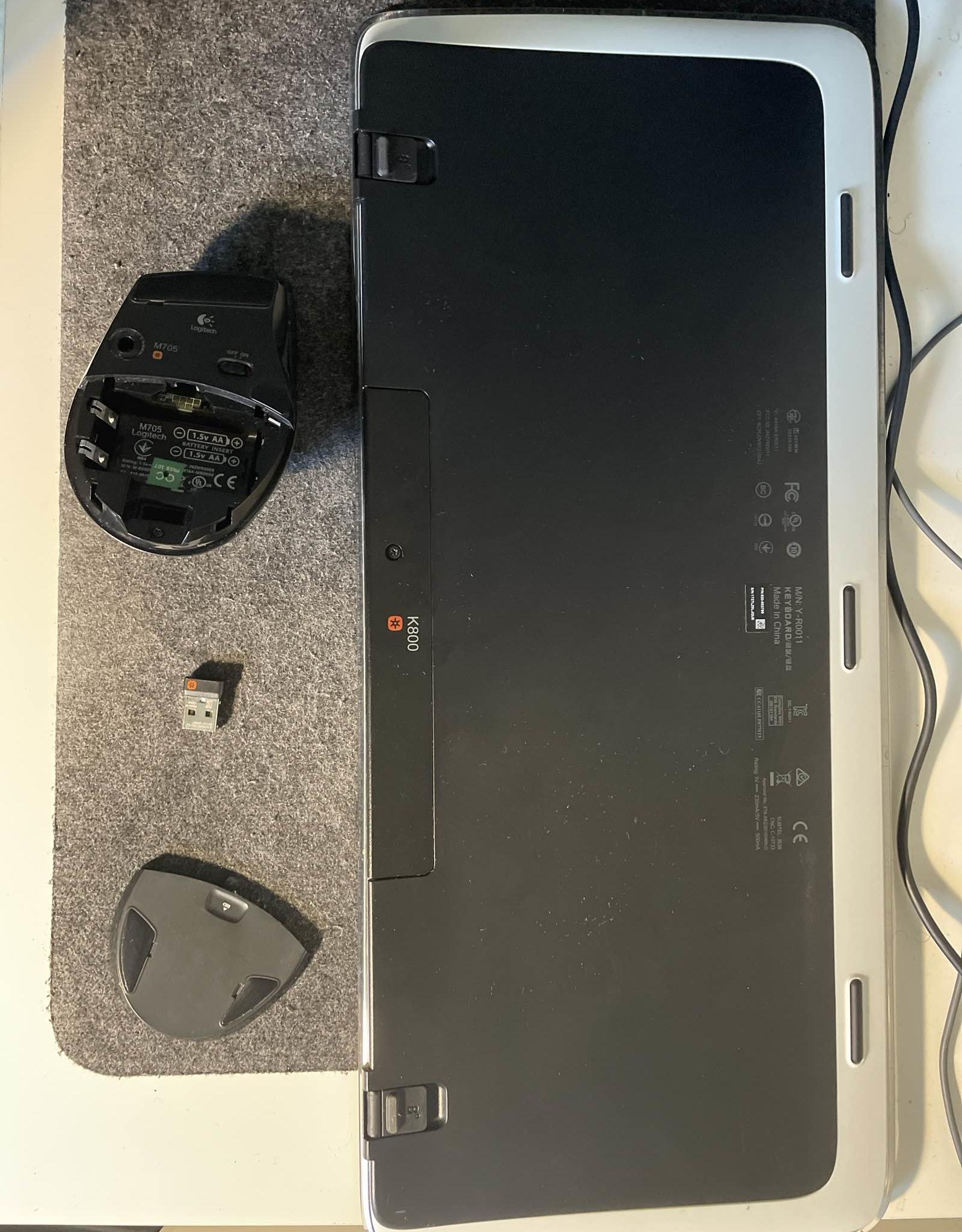 Logitech K800 Wireless Keyboard + Logitech M705. Tested