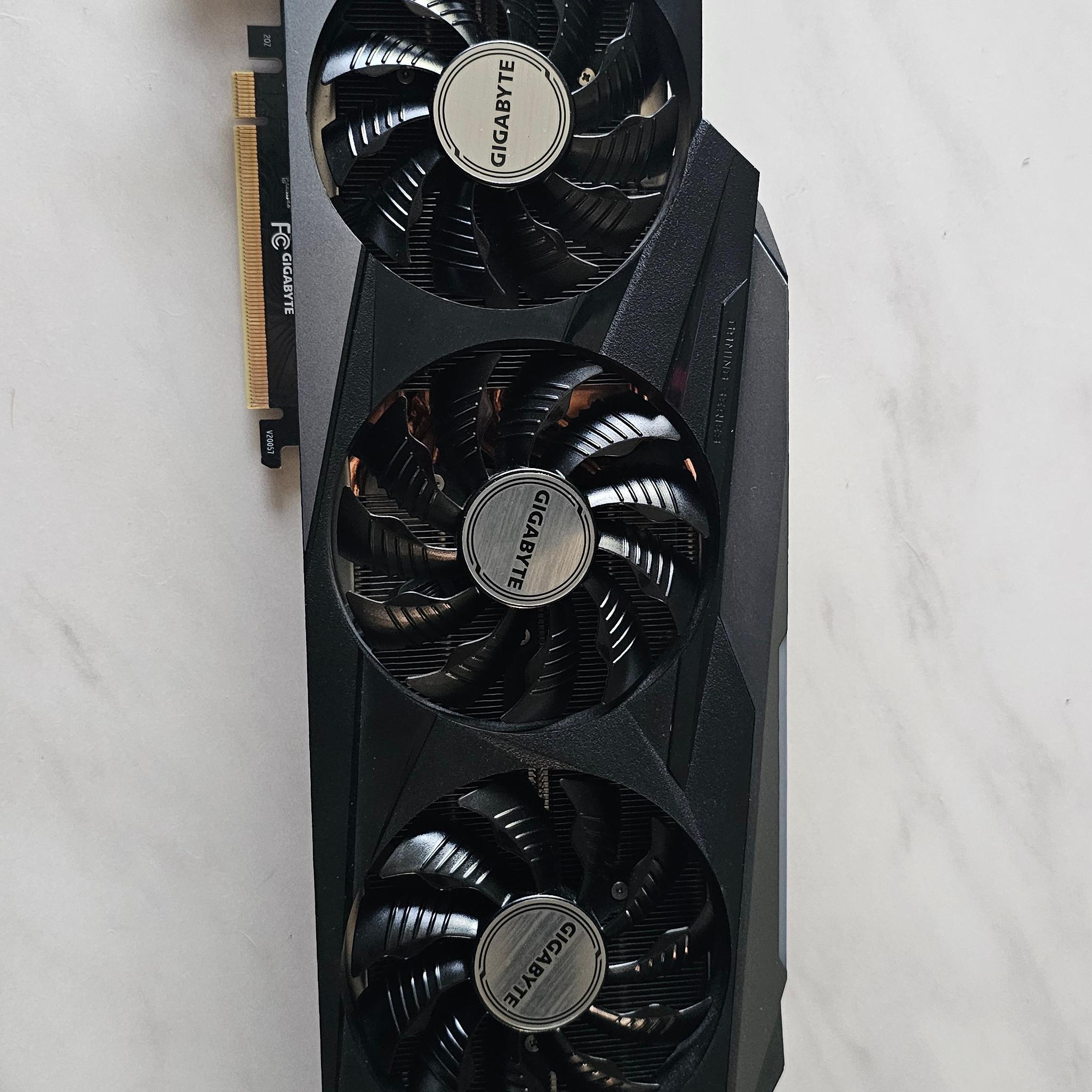 Gigabyte RTX 3080 Ti Gaming OC - Intermittent Display (Passes POST) - FOR PARTS