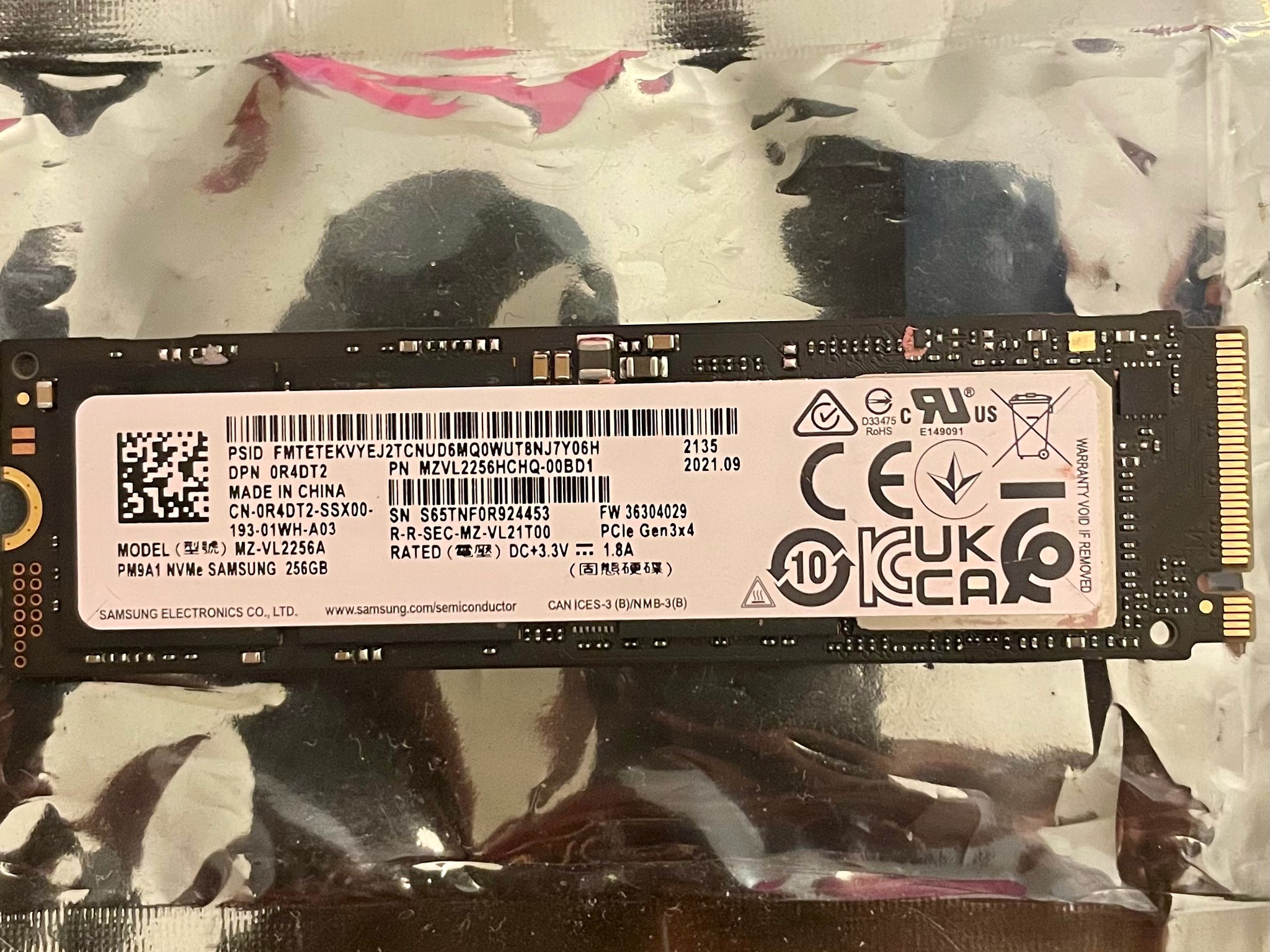Samsung 256 GB Gen3 x 4