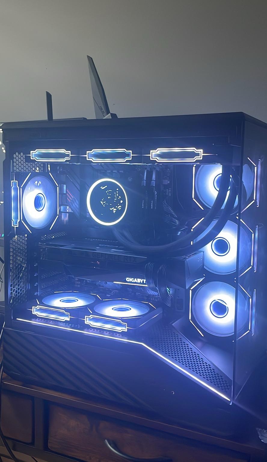 Ryzen 5600x  RTX 3080 32 Gbs DDR4 1TB intel Nvme Drive