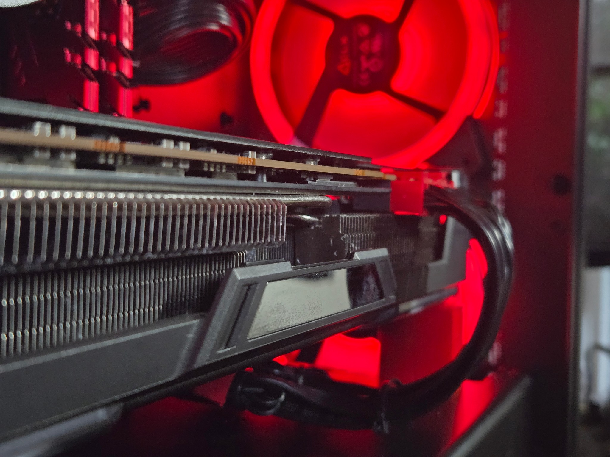 Red + Black Gaming PC | RX Vega 56 8GB | R5 2600 | 16GB | 500GB | ARGB | Wi-Fi + BT | 750W 80+ Gold