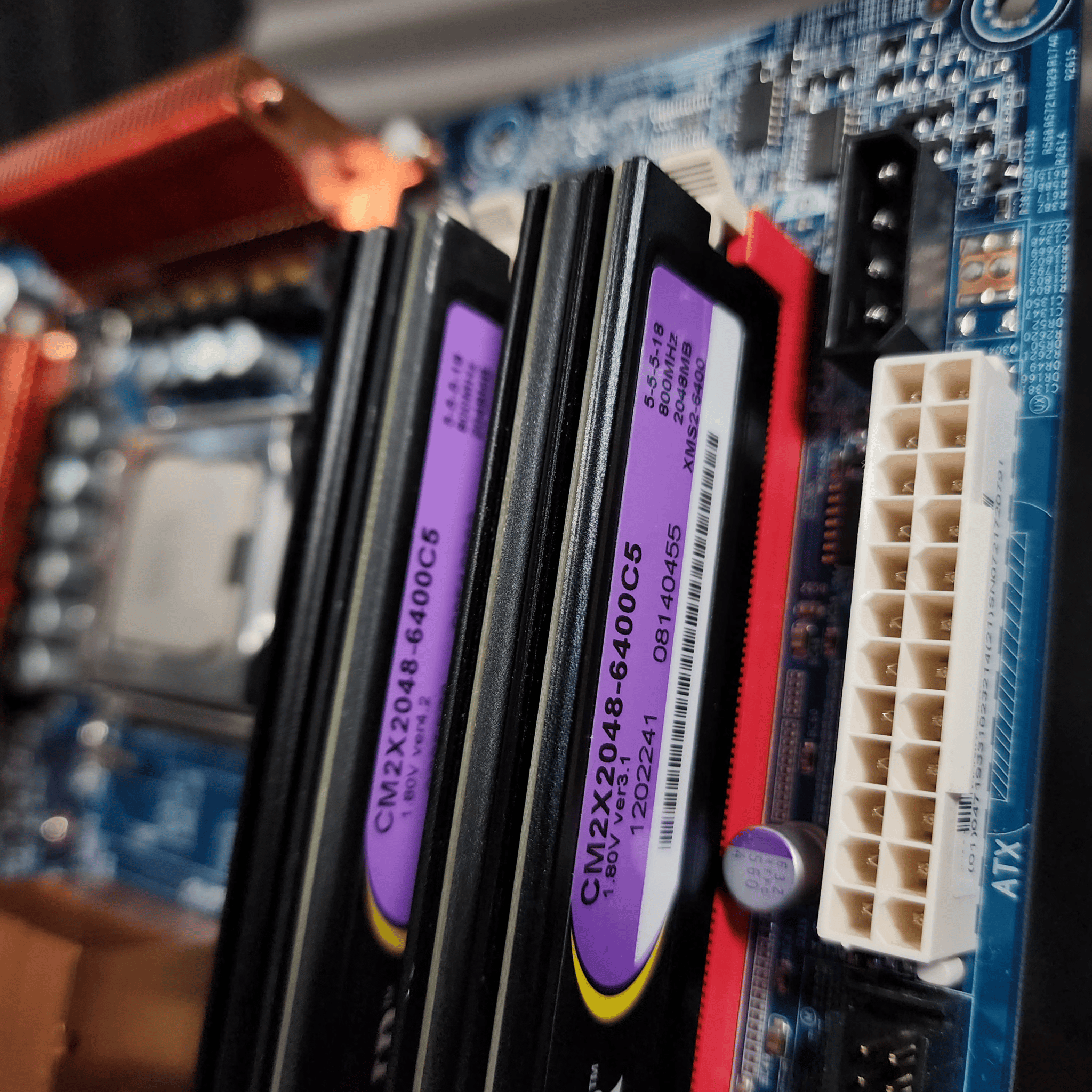 Gigabyte GA-965P-DQ6 // Intel Core 2 Quad Q9650 // Corsair XMS2 4x2GB 8GB 800MHz
