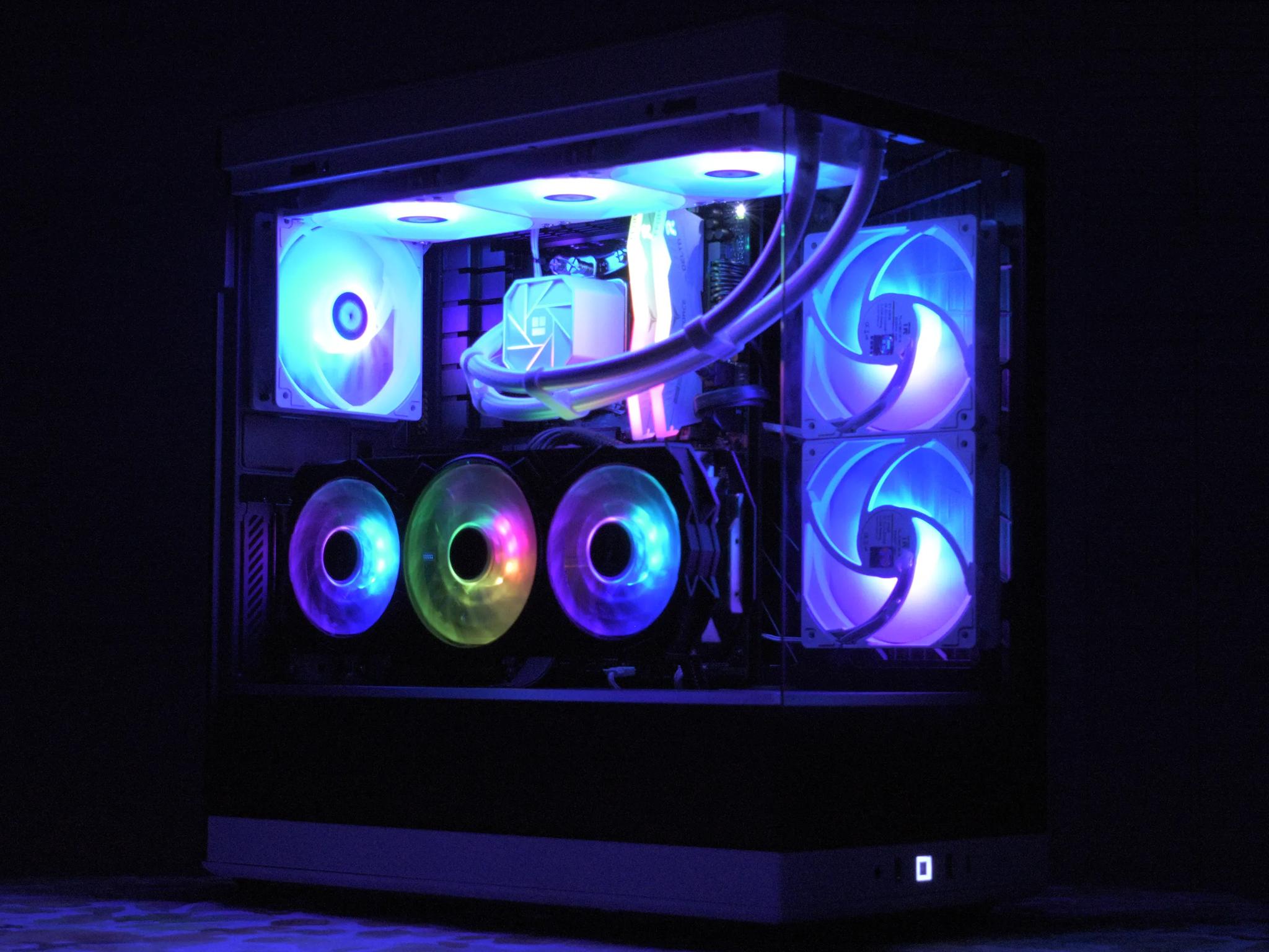 ⚫⚪Stormtrooper⚪⚫ AMD Ryzen 9 7900X | RTX 4070ti Super 16GB | 32GB DDR5 | 2TB Gen4 nVME RGB Gaming PC
