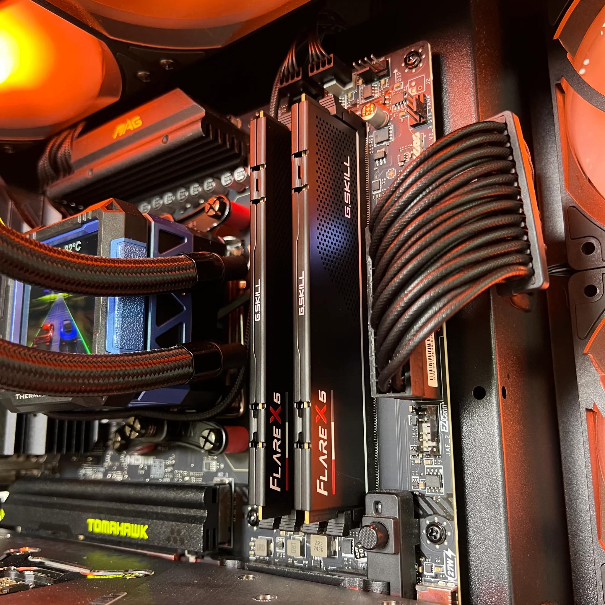 RTX 4070 Ti, Ryzen 9 9900X, 32GB DDR5, 1TB SSD, WiFi - Liquid Cooled Gaming PC