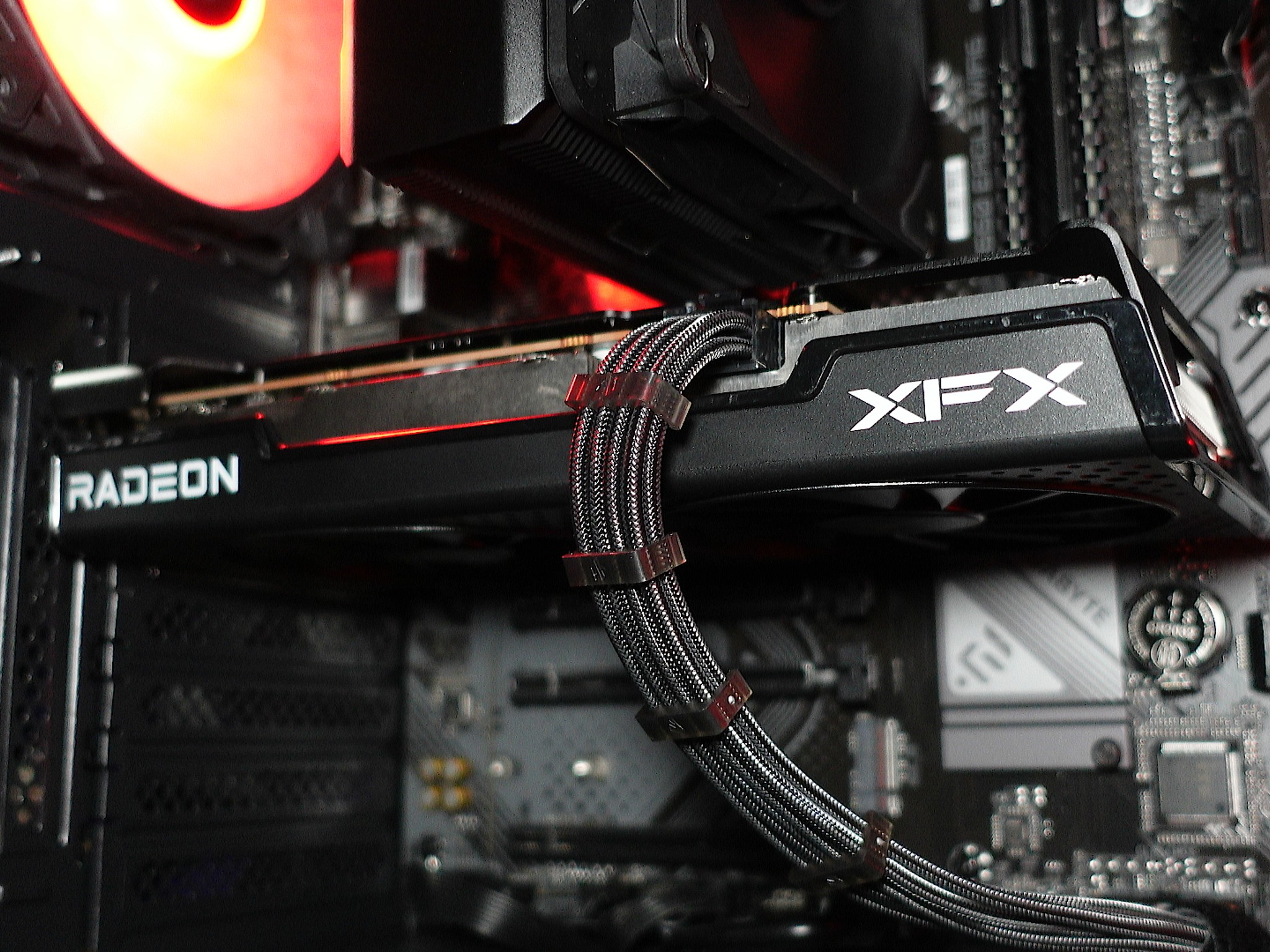 🔥🟤RX 6600 Gaming PC | Ryzen 5 5600XT | 16GB DDR4-3200 | AIR | 1TB M.2 SSD | RGB | WiFi 🚀