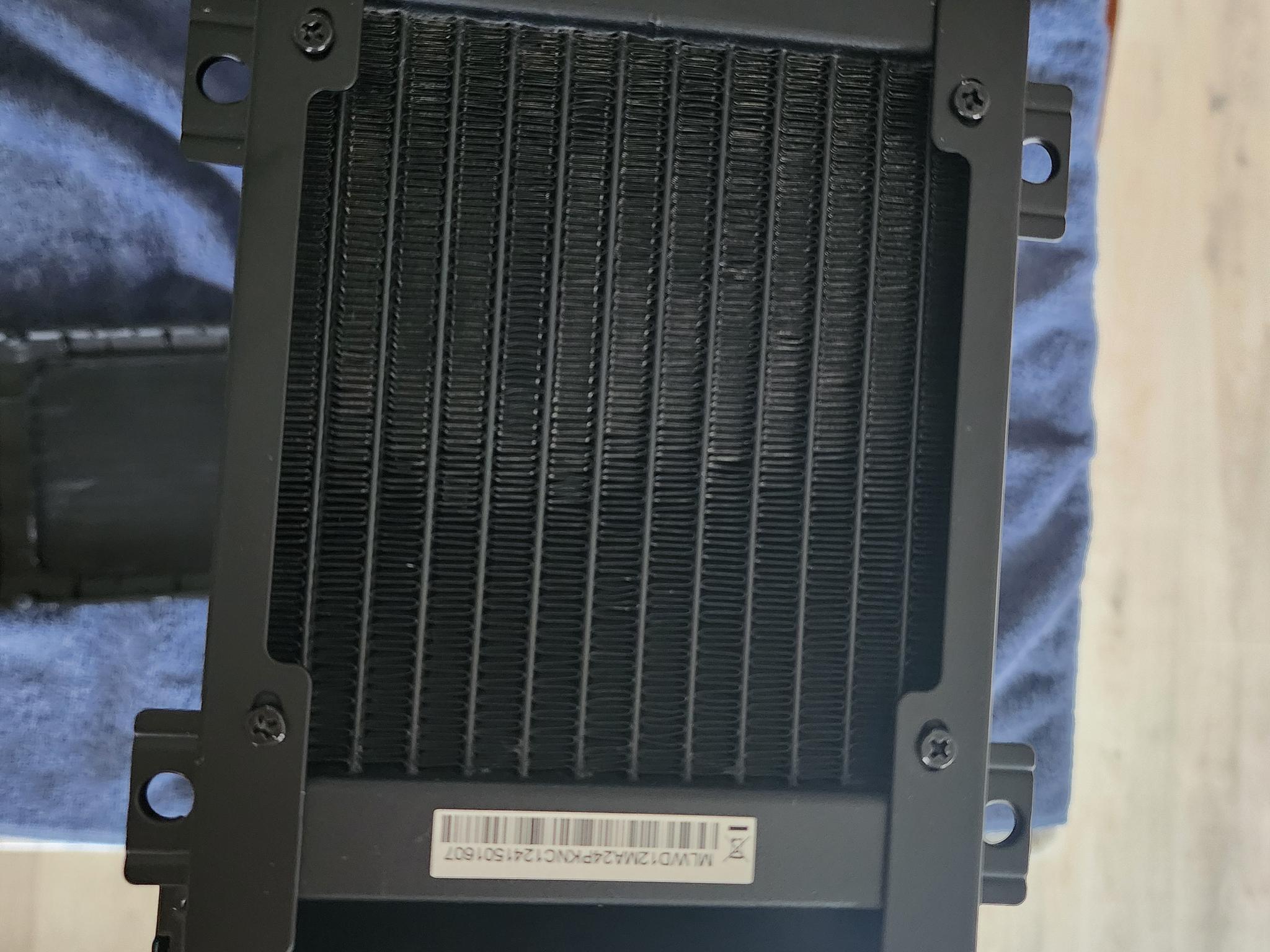 Cooler Master NCORE 100 MAX "Bronze"