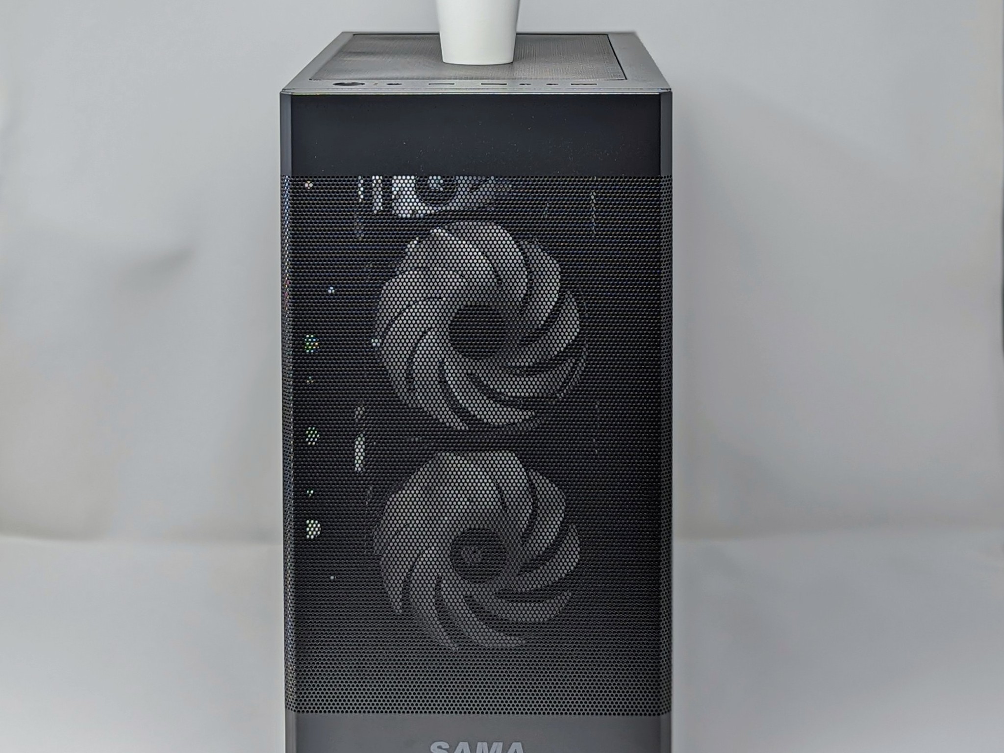 Sleek RTX Whisperer | RTX 3060 | Ryzen 5 5500 | 16gb RAM | TEAMGROUP MP34 1 TB M.2 NVMe SSD