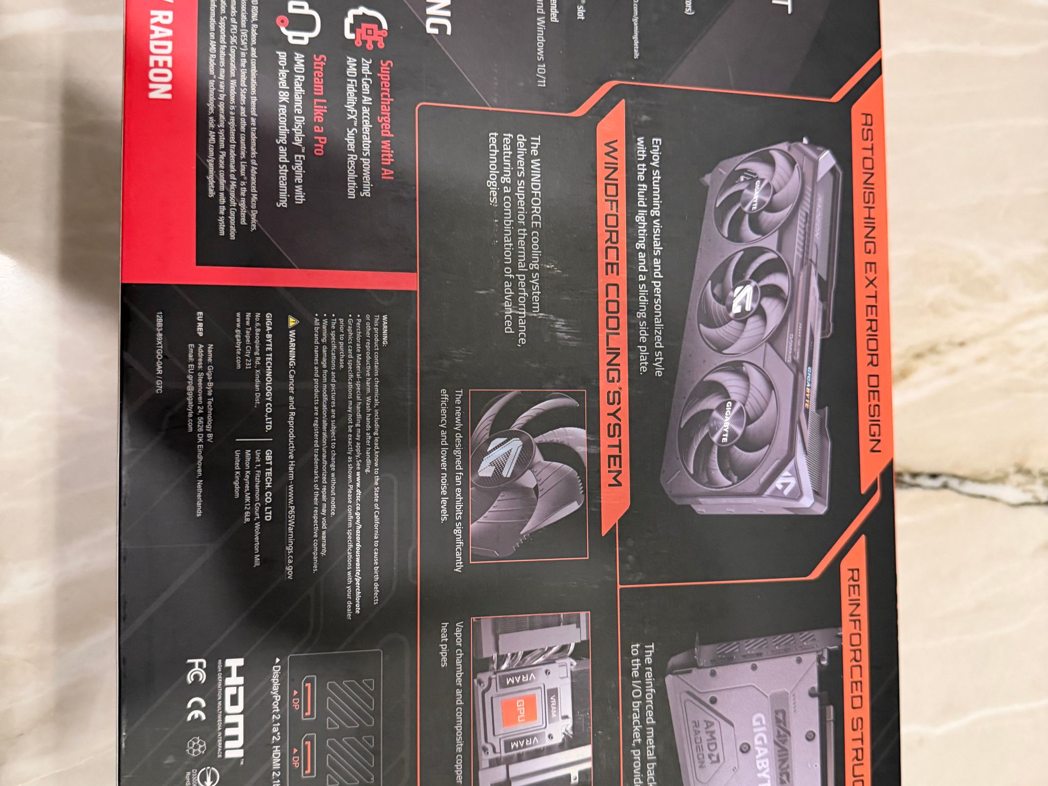GIGABYTE RX 9070 XT GAMING OC 16G