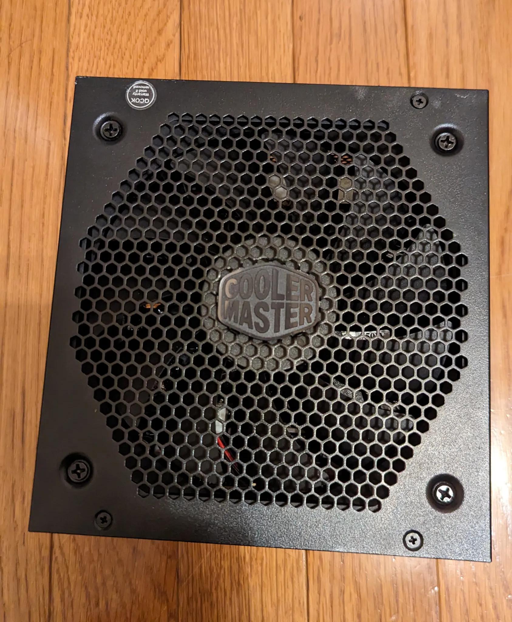 Cooler Master V750 Gold V2 Full Modular,750W, 80+ Gold Efficiency, Semi-fanless