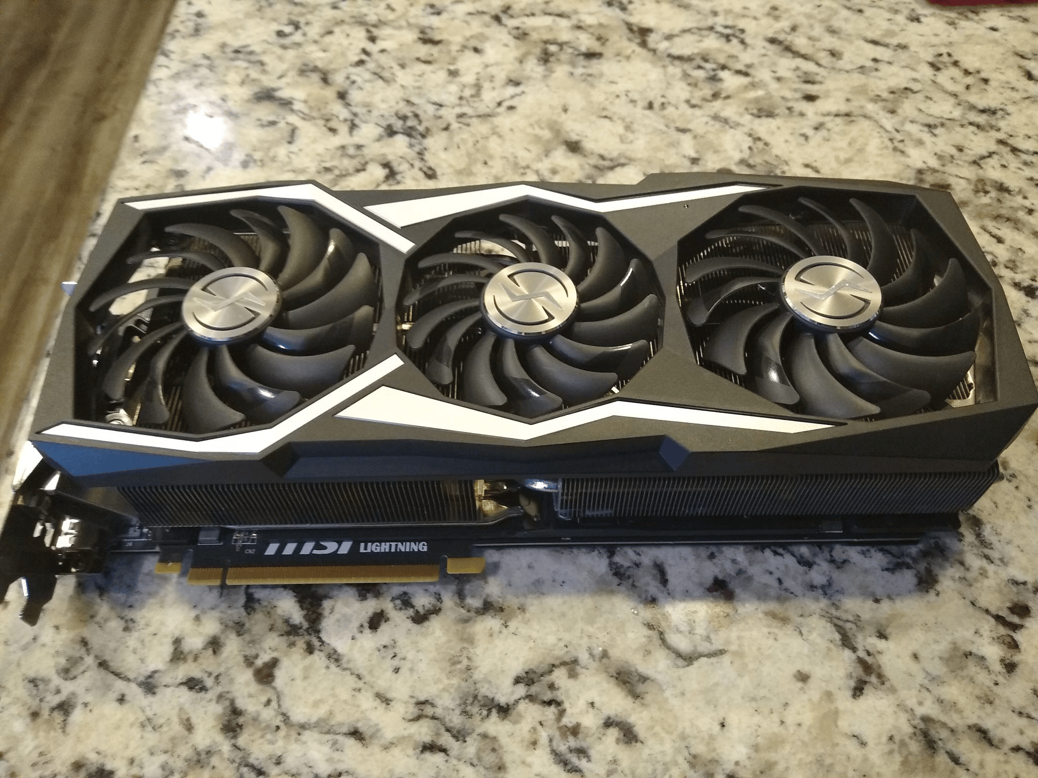 1080 ti 11g .(free) throwing in 2x4g ddr3 1600 ram sticks .