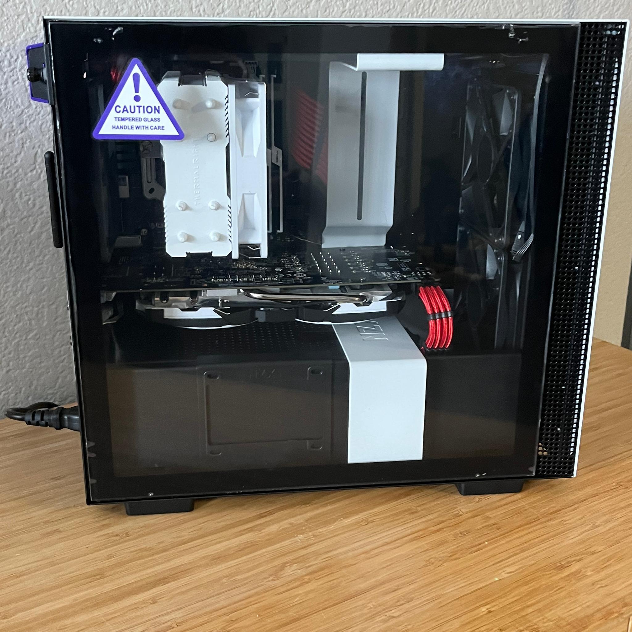 White-Out V1 Budget ITX PC - RX 580/Ryzen 7 2700