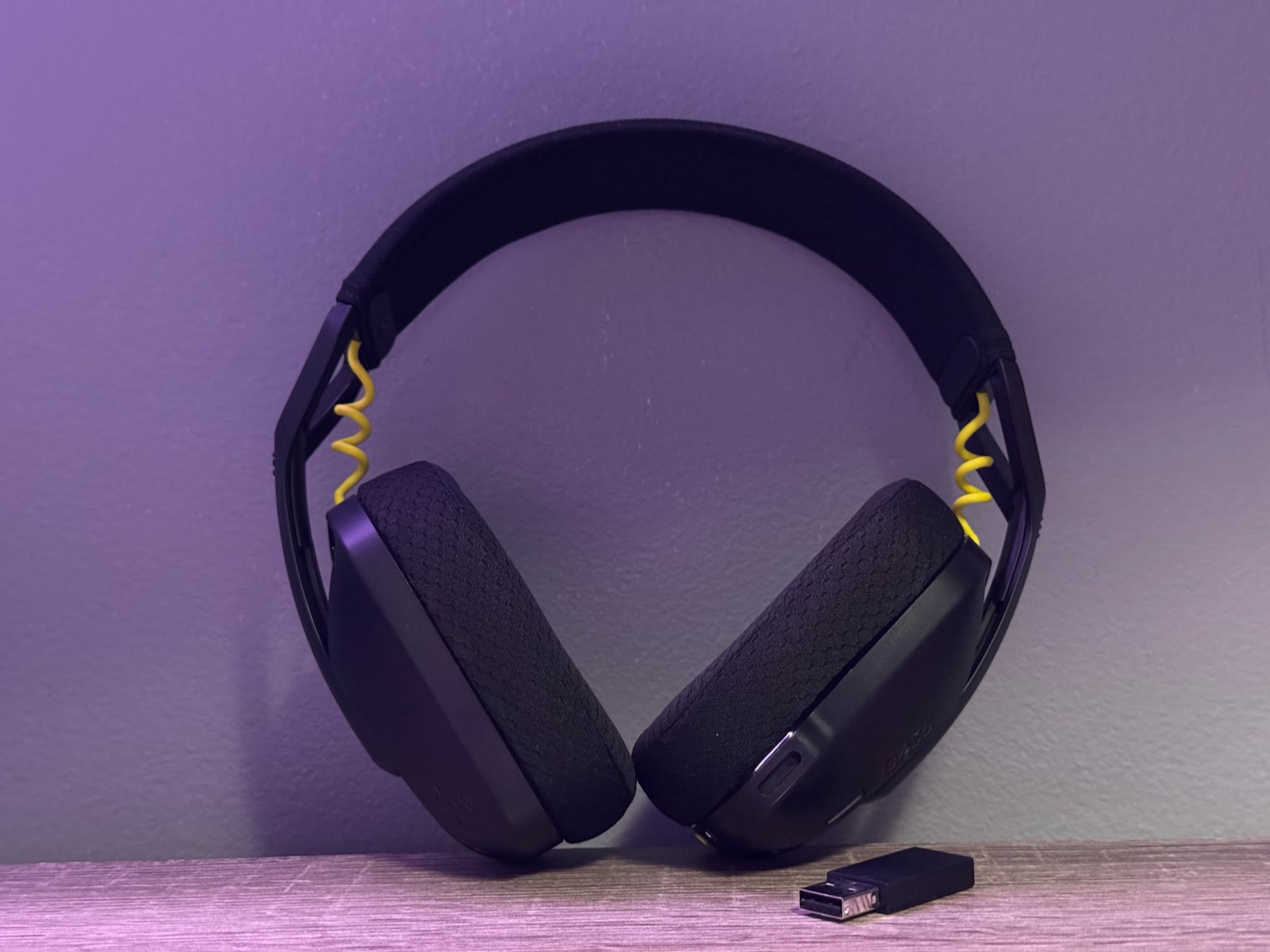 Logitech G435 LIGHTSPEED Gaming Headset || Super Light & Wireless Headset!!