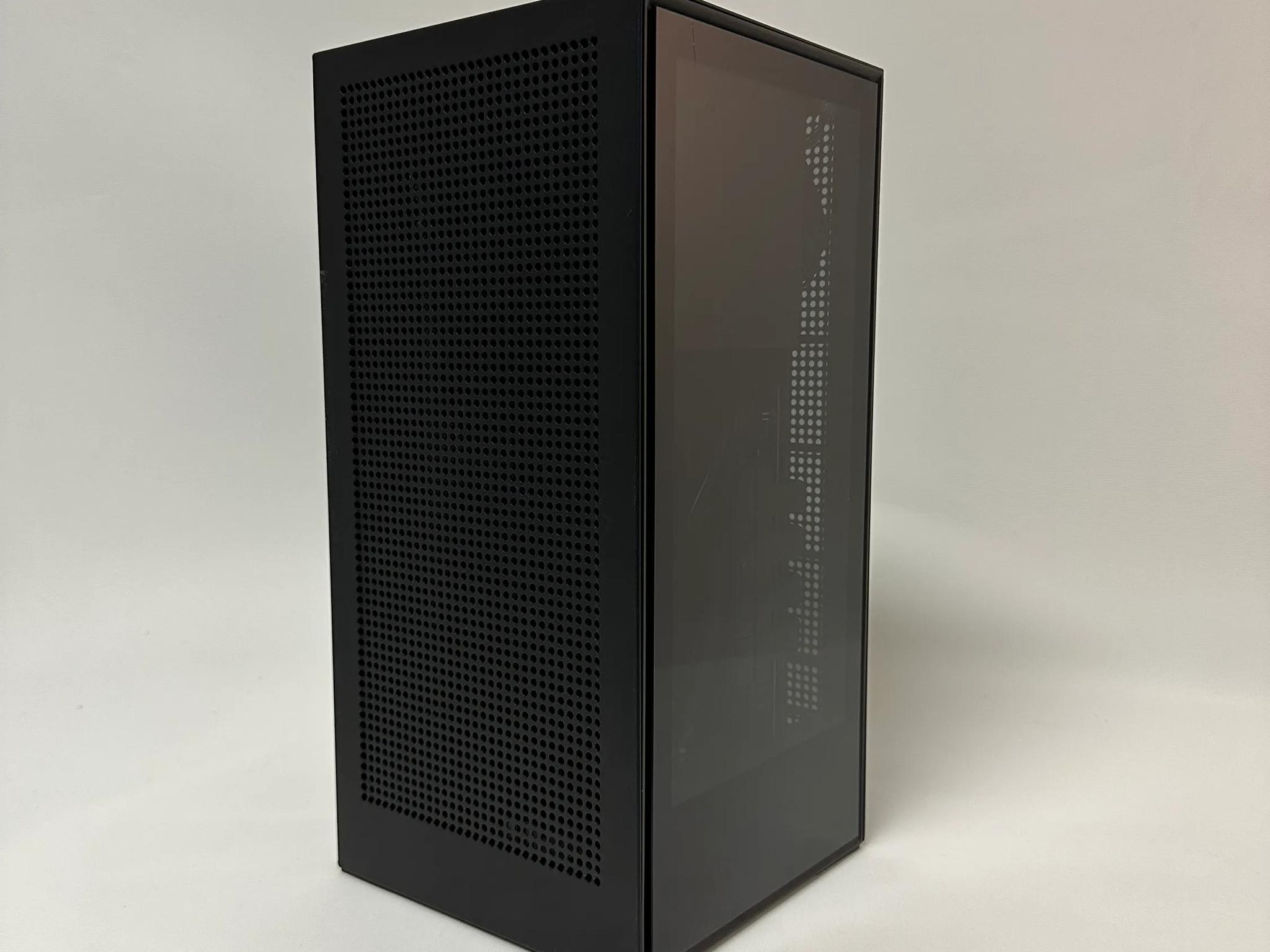 Gaming PC - H1 ITX Case - AMD 3700X - Nvidia 2070 Super - 32 GB DDR4 - 500 GB SSD