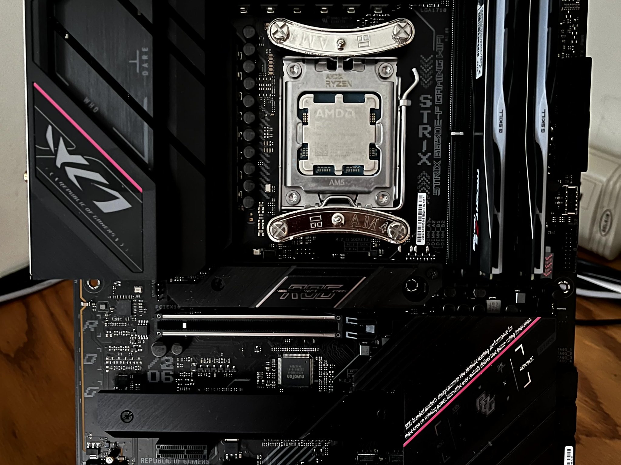 🔥Ryzen 7 9800X3D🔥 | 32G @6400 | Asus B650E-F motherboard | 4TB WD Black SN850X
