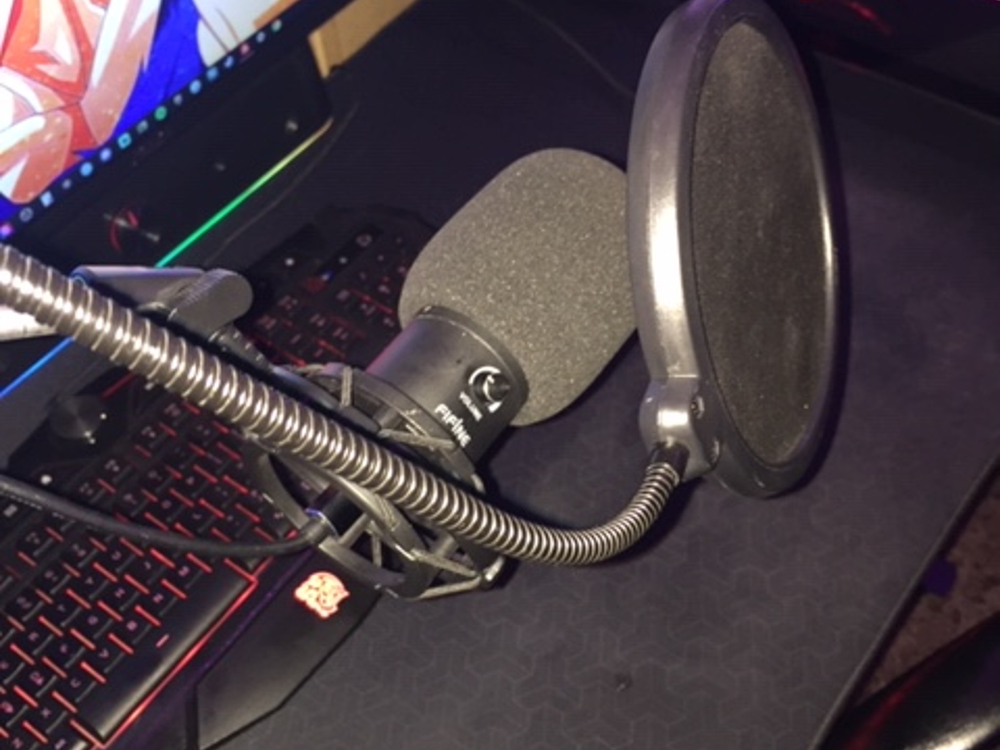Fifine Technology T669 Black Studio Recording Condenser Mic 