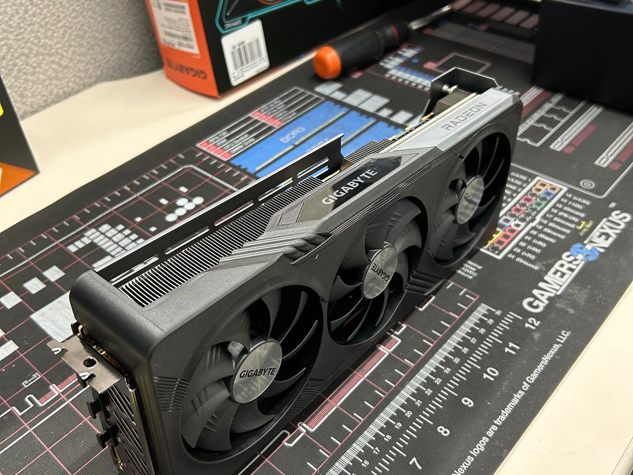 Gigabyte RX 7800XT Gaming OC 16GB *2 FREE GAMES INCLUDED*