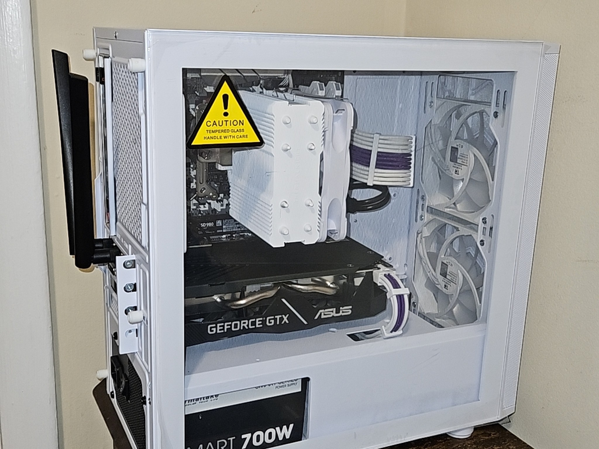 Ryzen 7 3700x GTX 1660 super