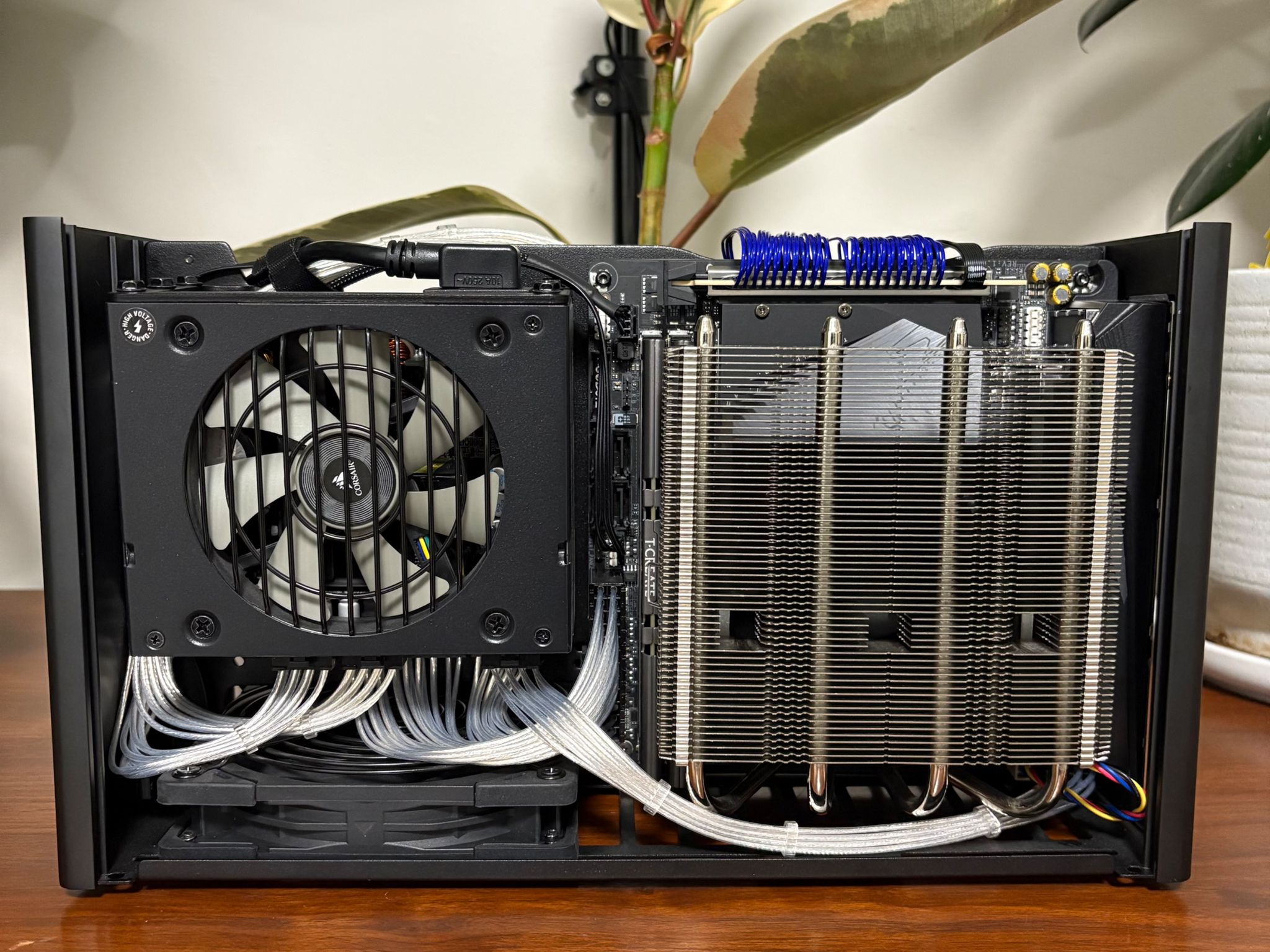 RX 9070 XT | Ryzen 7 5700X3D | 32GB DDR4 | 2 TB SSD | 750W PSU | 1x 120mm Fan | Ghost S1 ITX