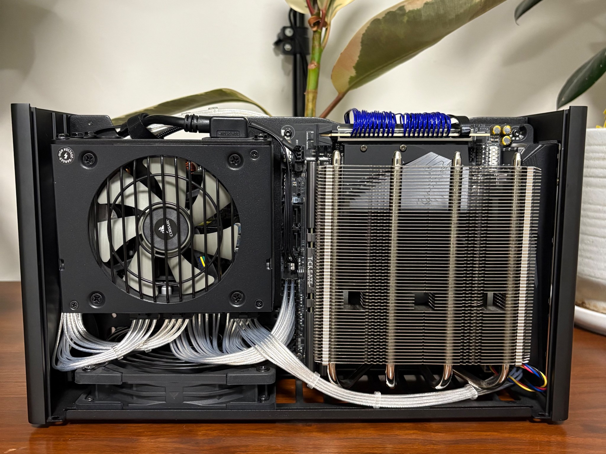 RX 9070 XT | Ryzen 7 5700X3D | 32GB DDR4 | 2 TB SSD | 750W PSU | 1x 120mm Fan | Ghost S1 ITX