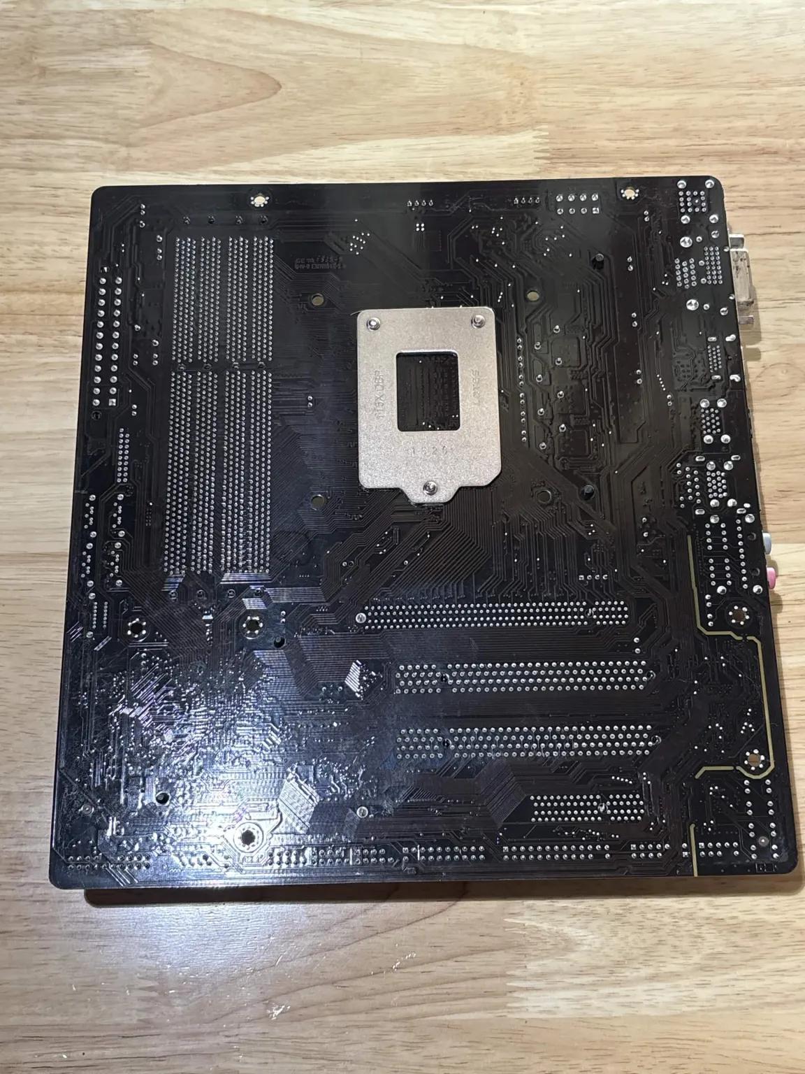 Gigabyte H87M-D3H / i5-4590 / 2x4GB DDR3 1600MHZ