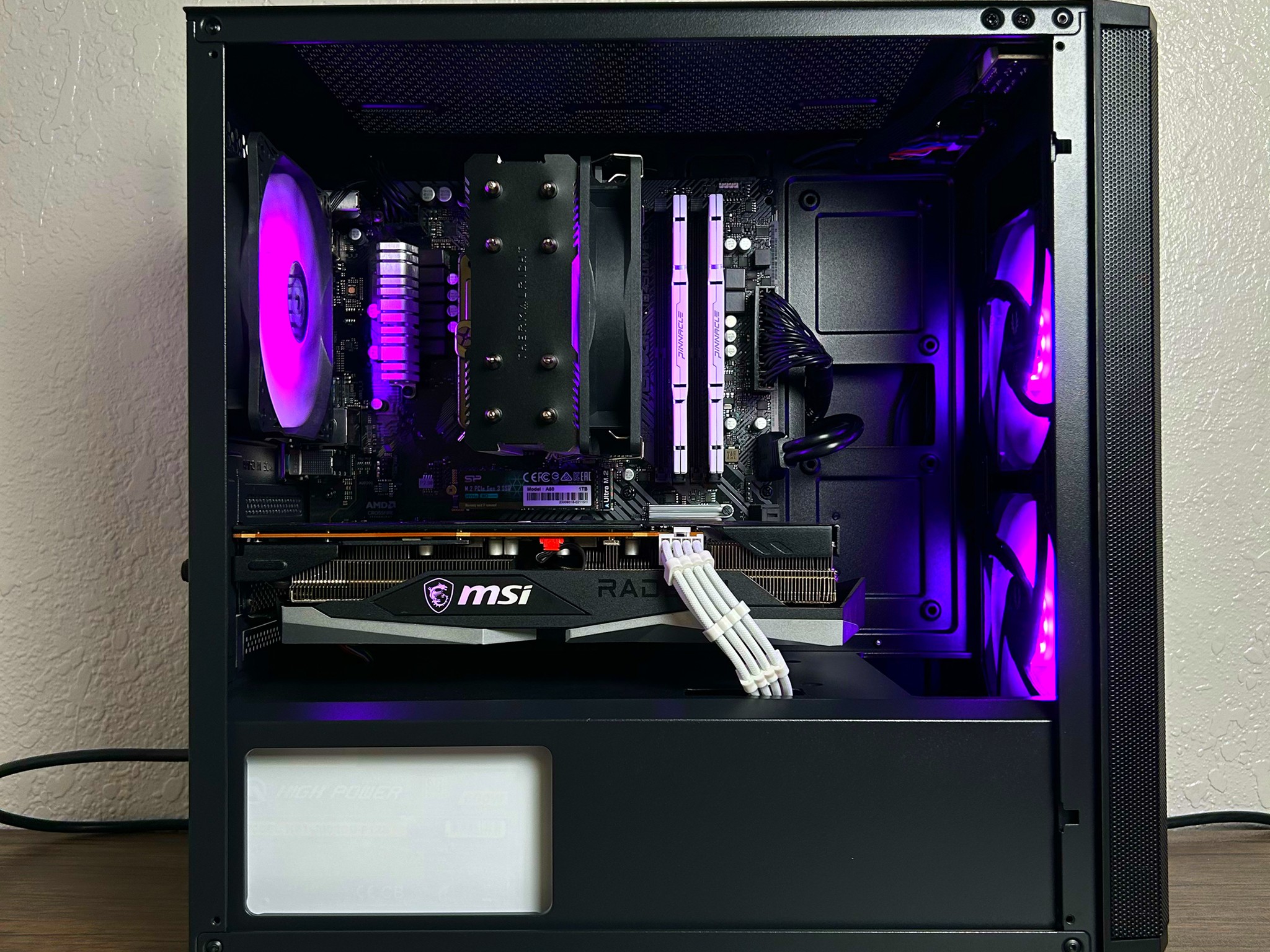 RX 6600XT | Ryzen 5 5500 | 1TB NVME | 16GB 3200MHz