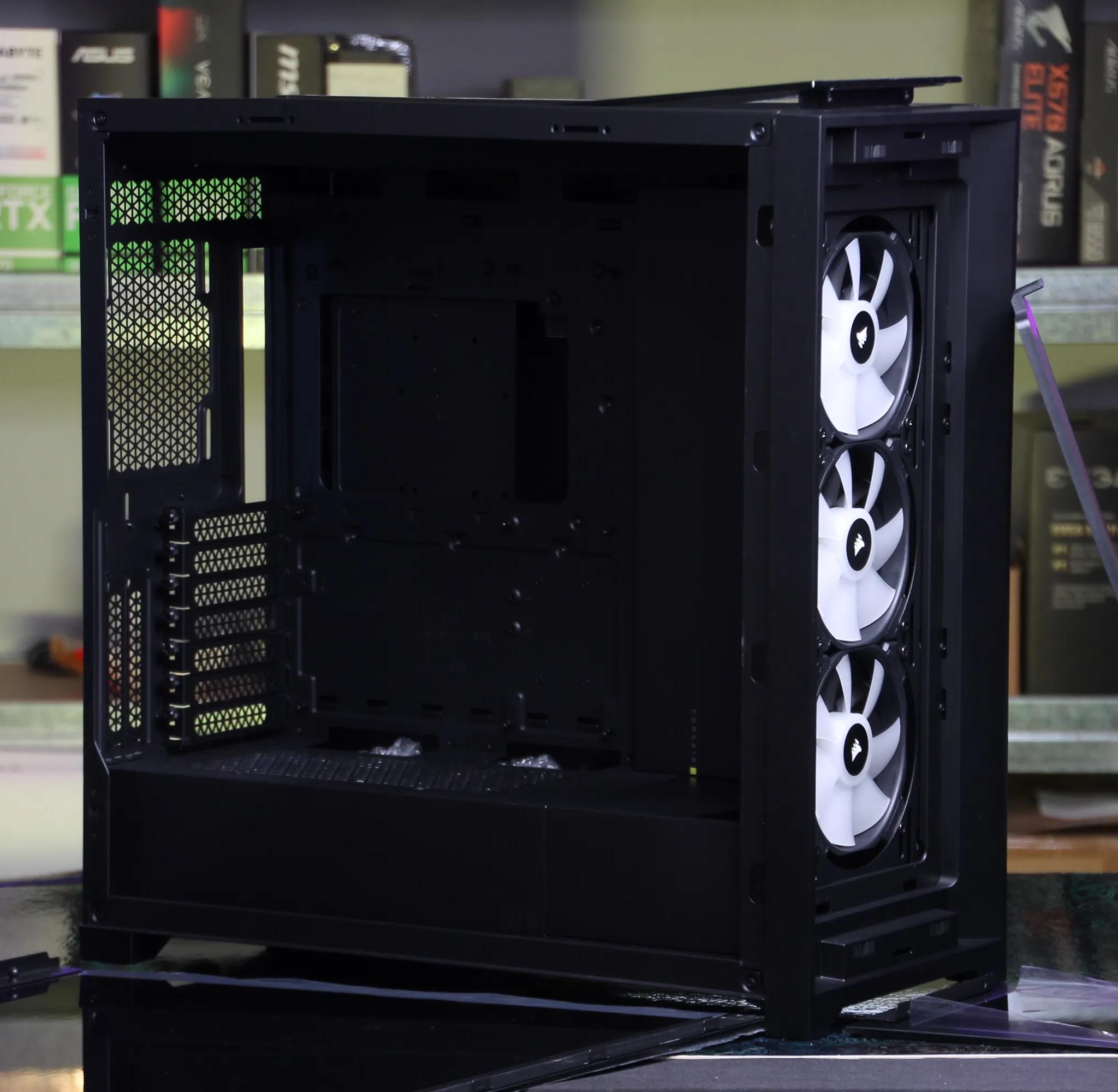 Corsair iCUE 5000X RGB Case + Corsair iCUE H150i RGB ELITE Liquid Cooler Combo