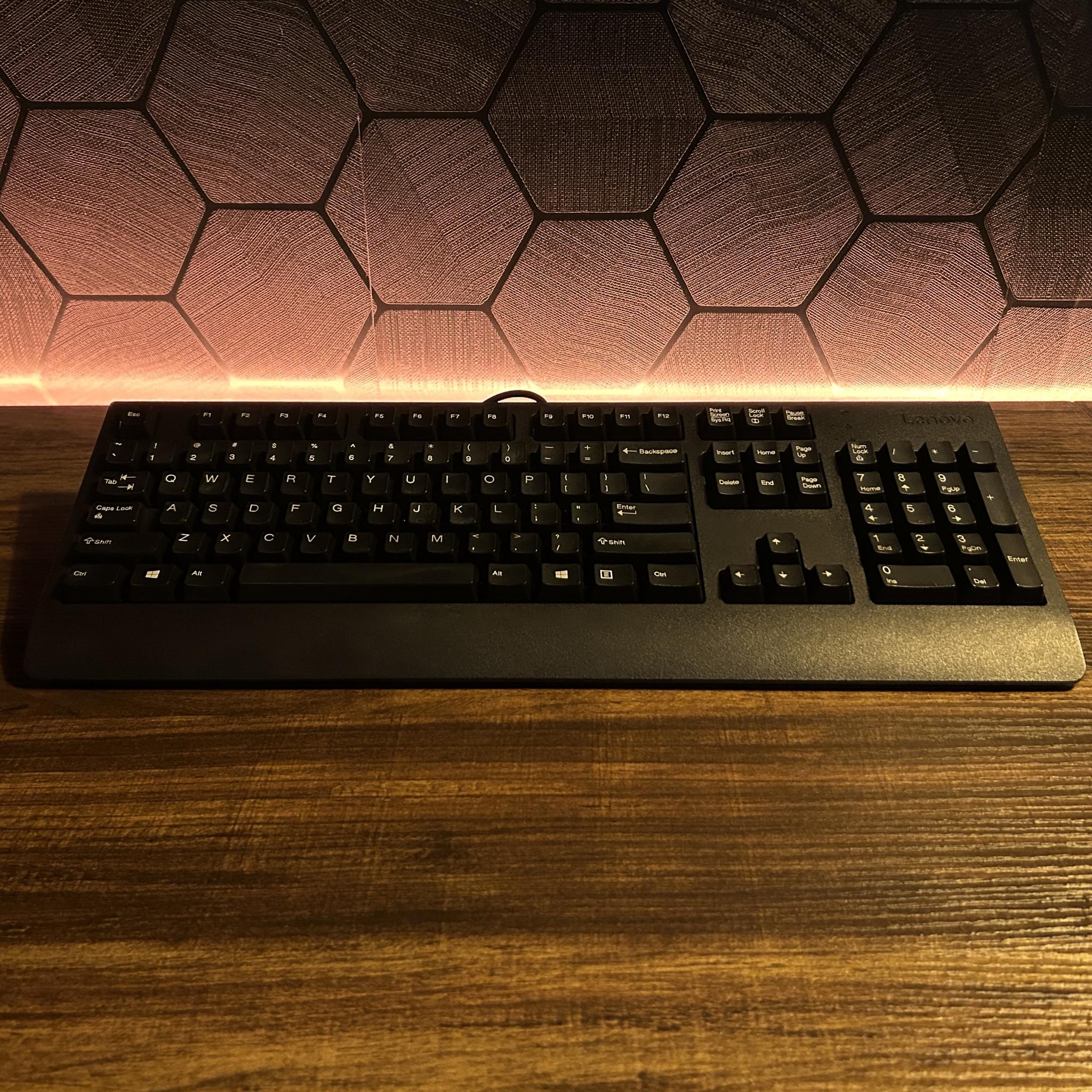 💻USED TECH DEALS💻 Lenovo Preferred Pro Wired External USB Keyboard