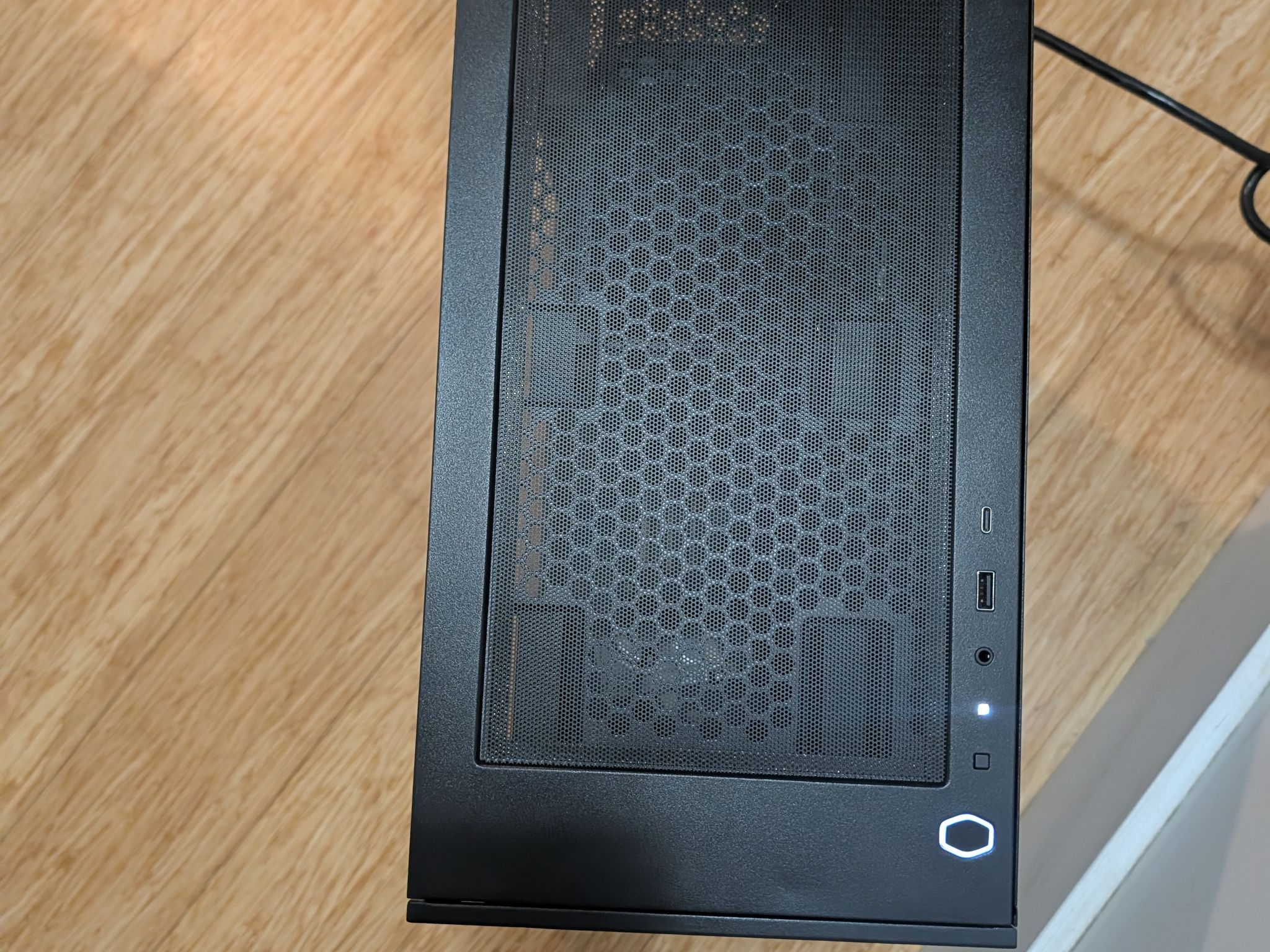 Custom No RGB AIO Gaming PC | RTX 3070 | I5 9400F | 2.2TB NVME/HDD | 16GB | H370M | Montech PC case|