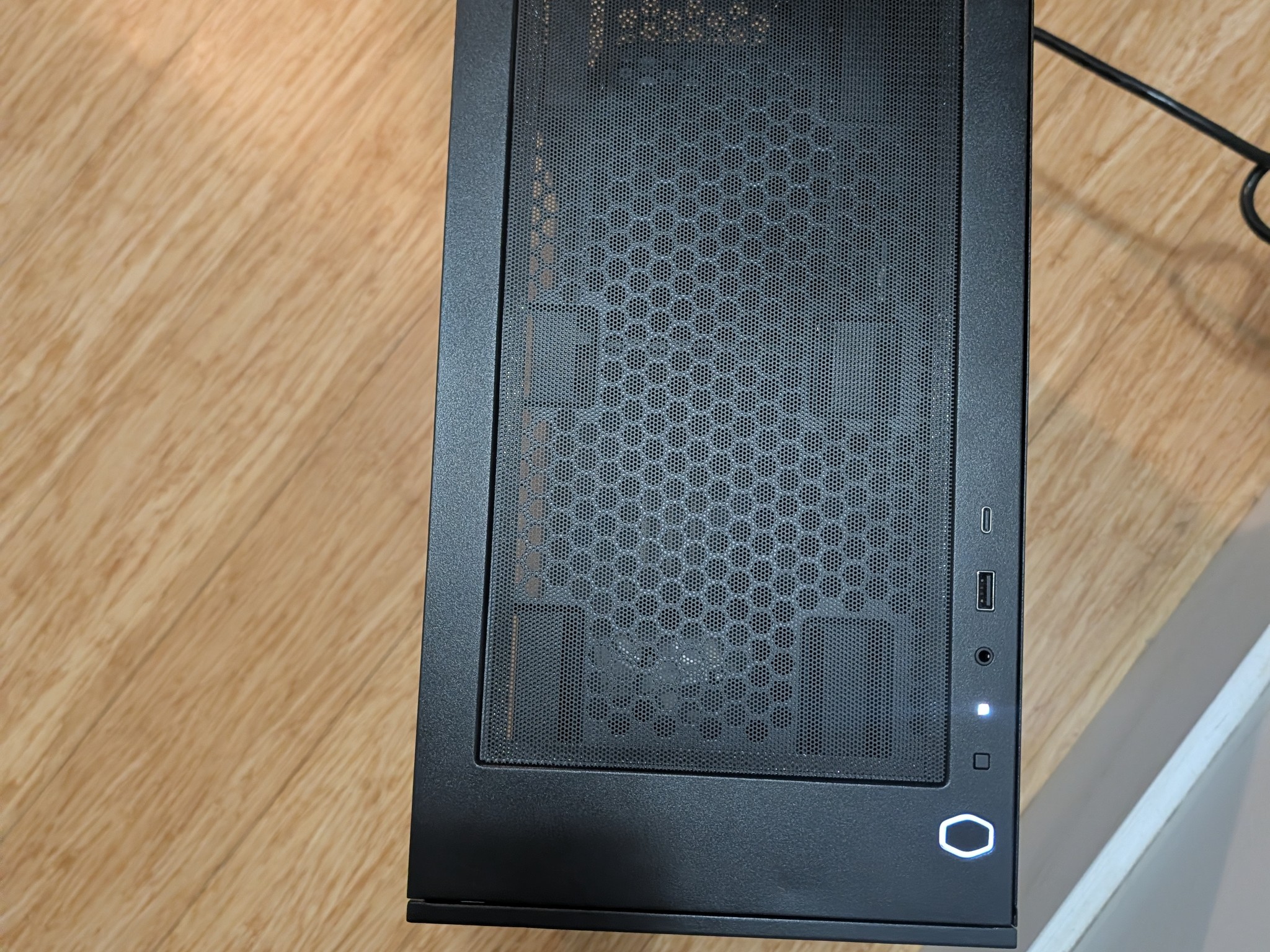 Custom No RGB AIO Gaming PC | RTX 3070 | I5 9400F | 2.2TB NVME/HDD | 16GB | H370M | Montech PC case|